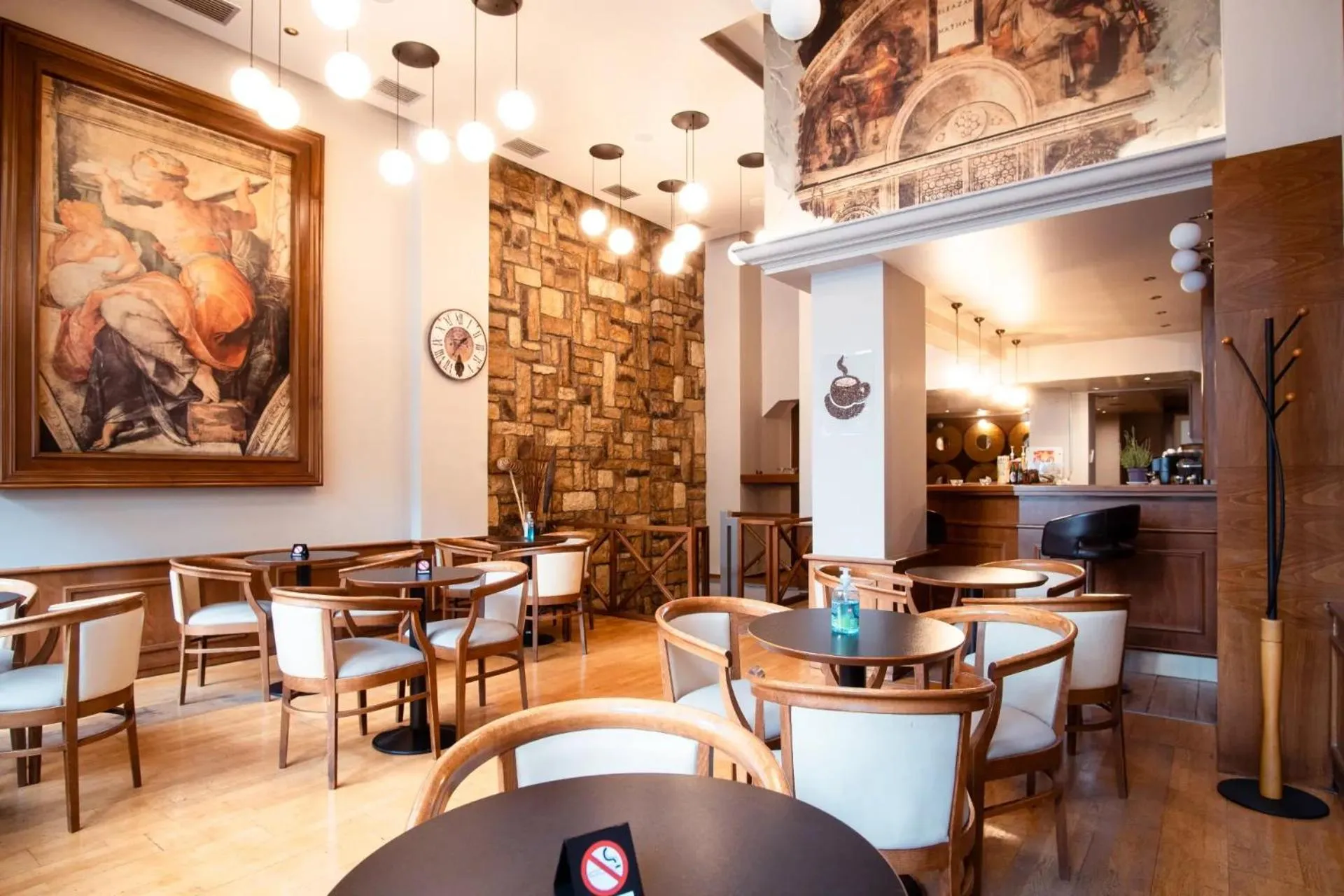 Lounge or bar in Athens City Hotel