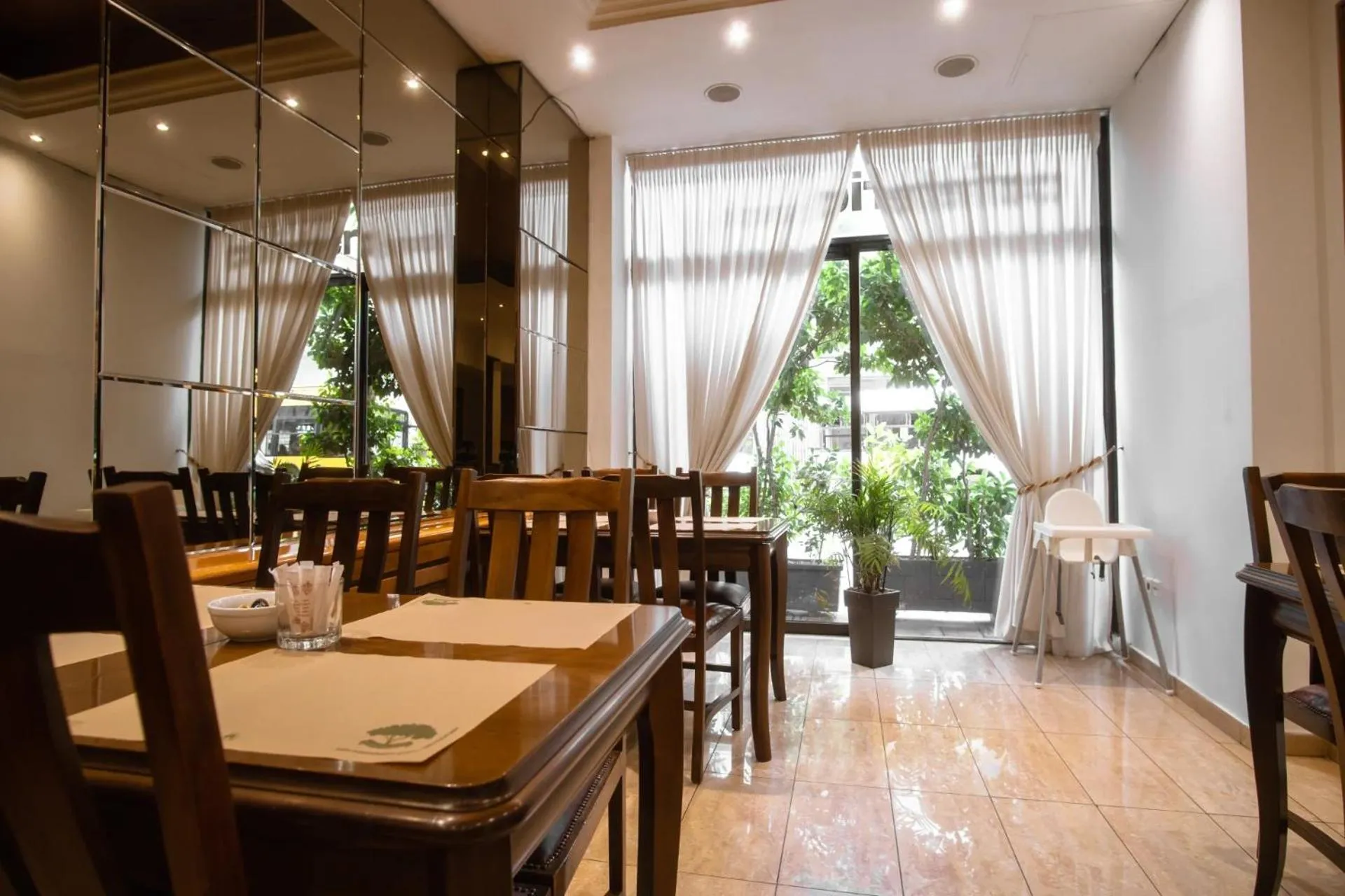 Seating area in Athens City Hotel