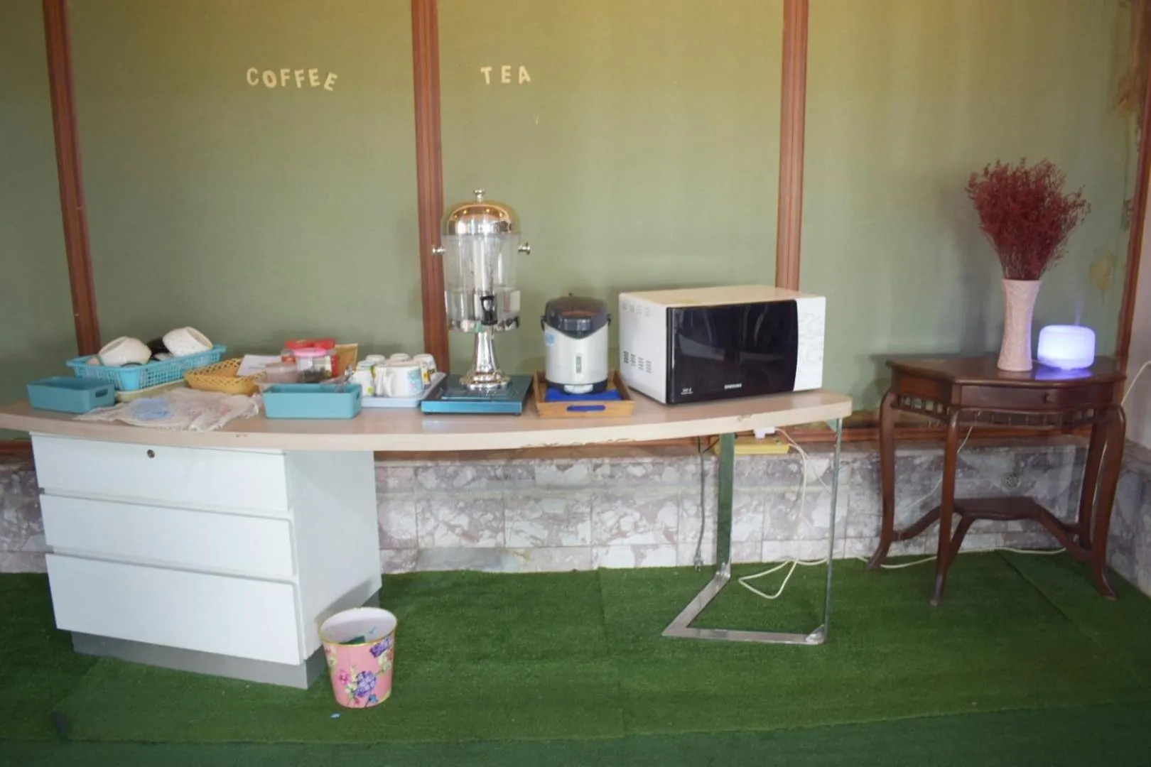 Food and drinks in My Hotel Bangkok Noi