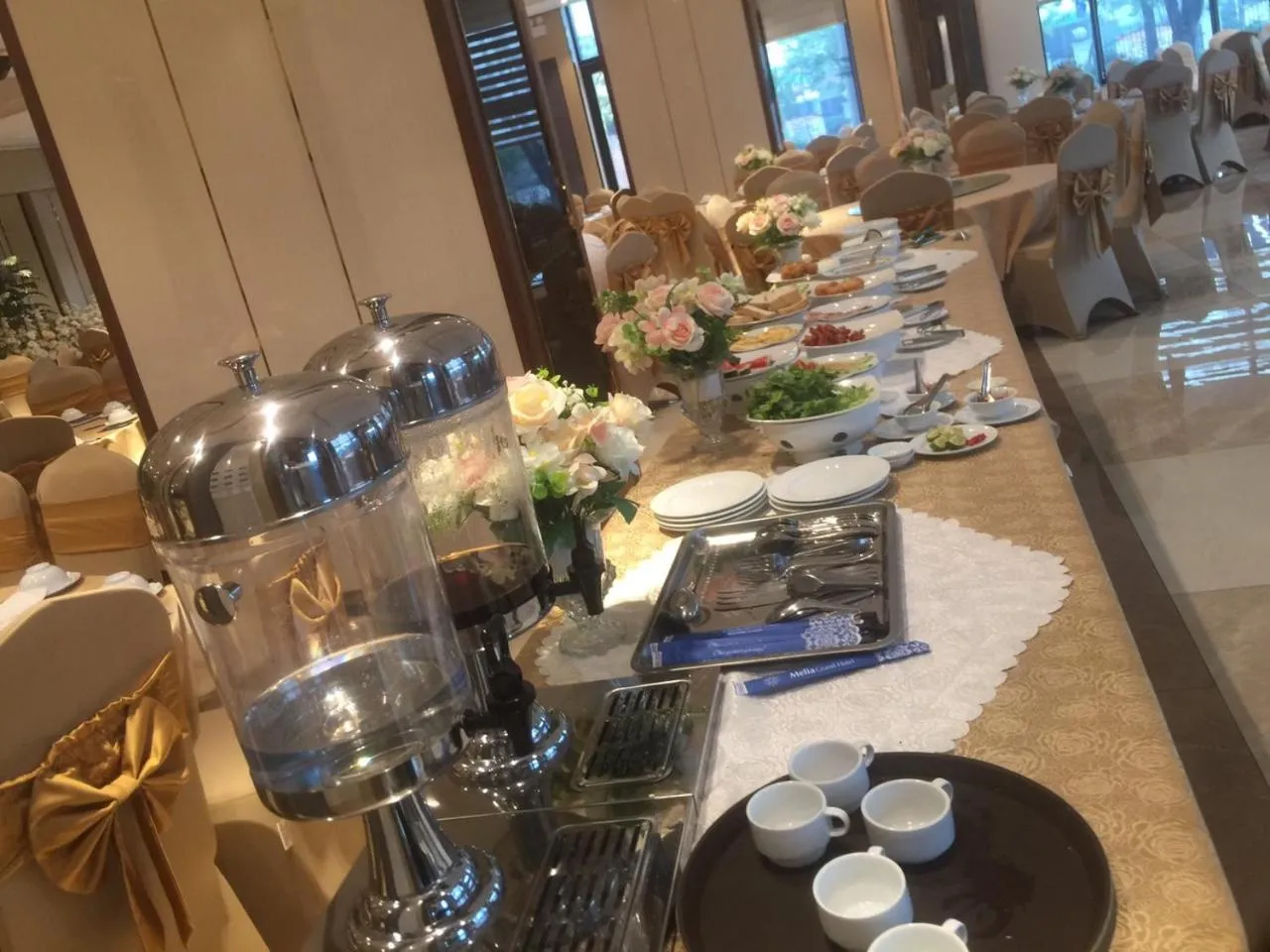 Food in Quynh Trang Hung Yen Hotel