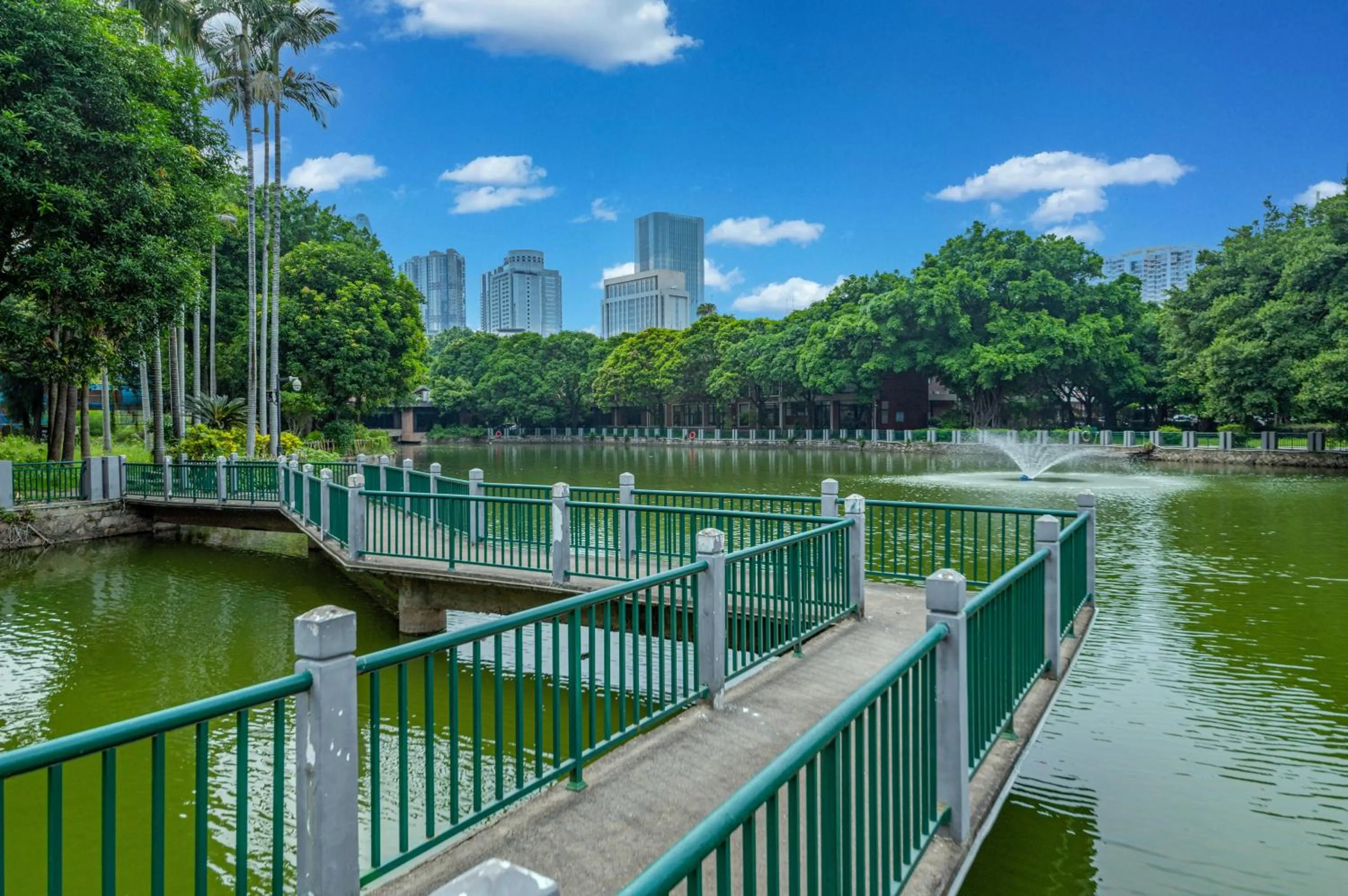 Lake view in Fuzhou Bamin Yiho hotel