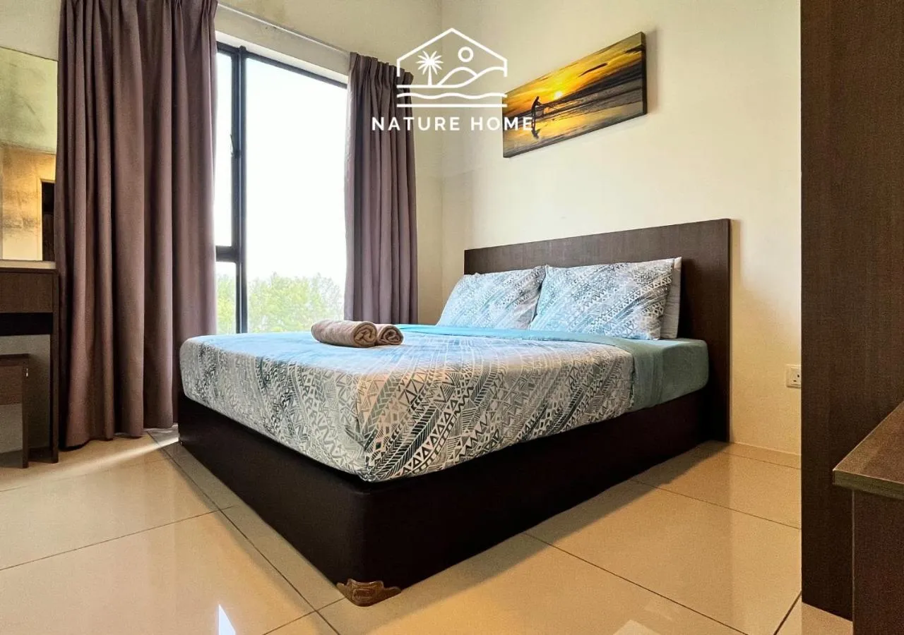 Bed in Nature Home - Swiss Garden Resort Residences - Weekend Free Breakfast