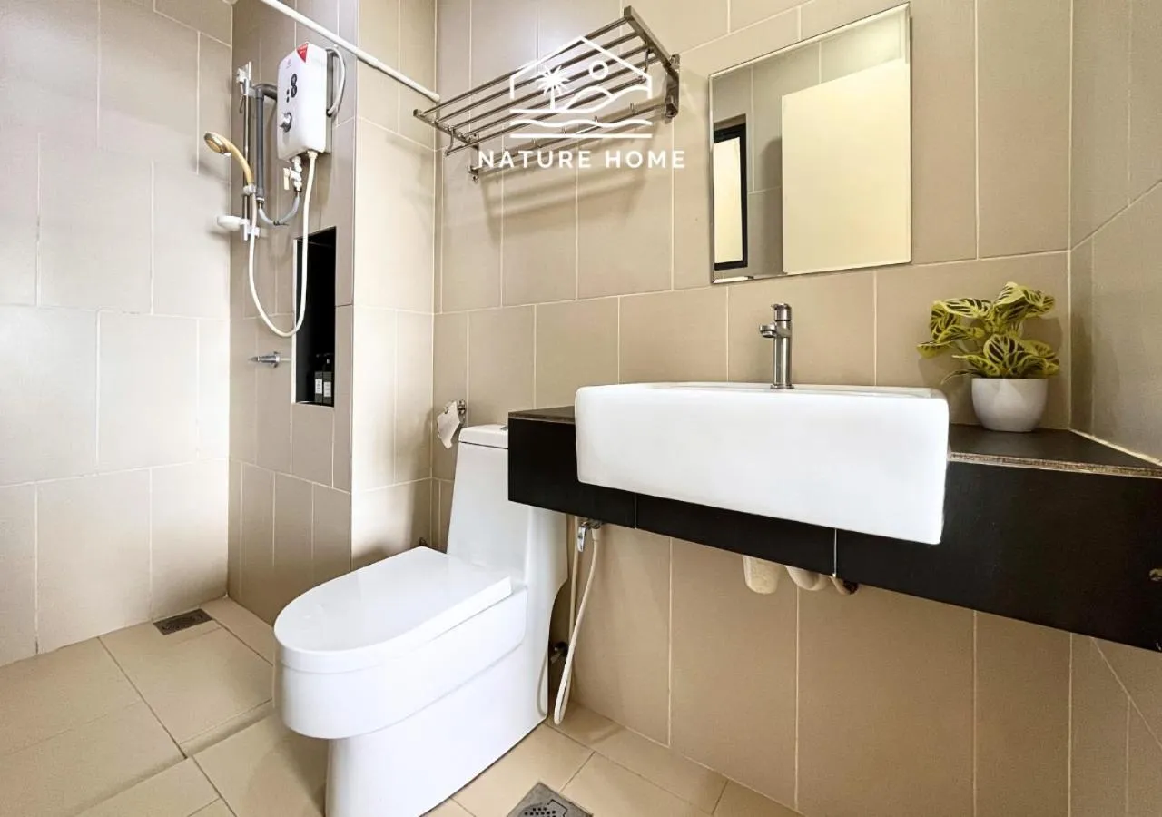 Shower in Nature Home - Swiss Garden Resort Residences