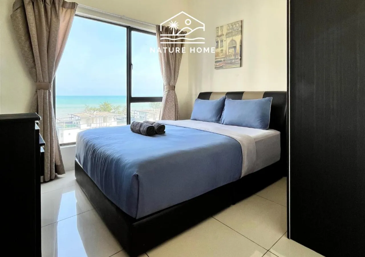 Bed in Nature Home - Swiss Garden Resort Residences - Weekend Free Breakfast