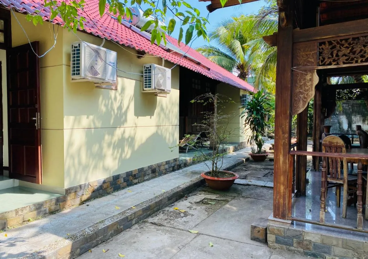 Property building in Khách sạn Sao Mai