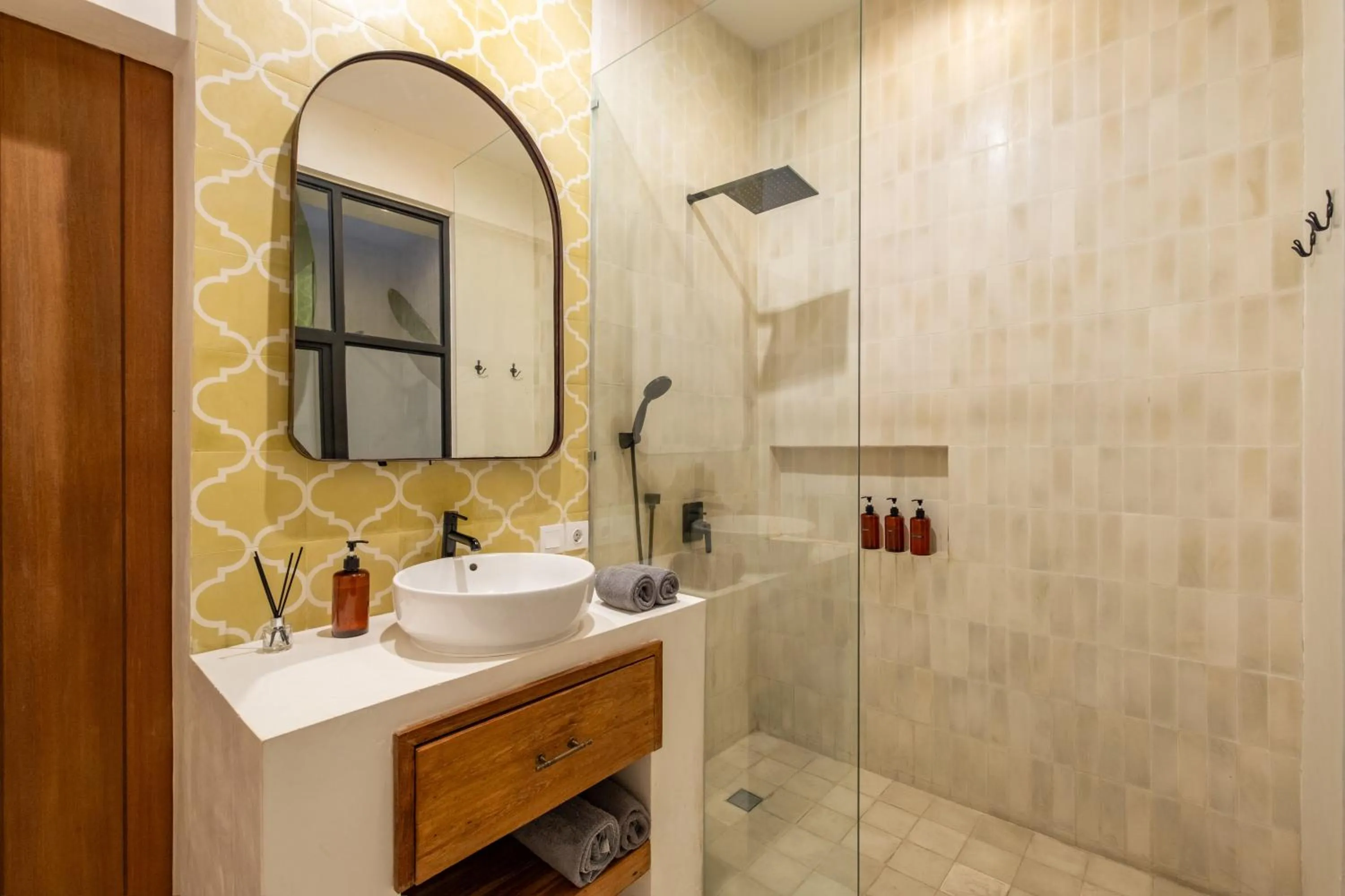 Shower in Villa Akhila Canggu