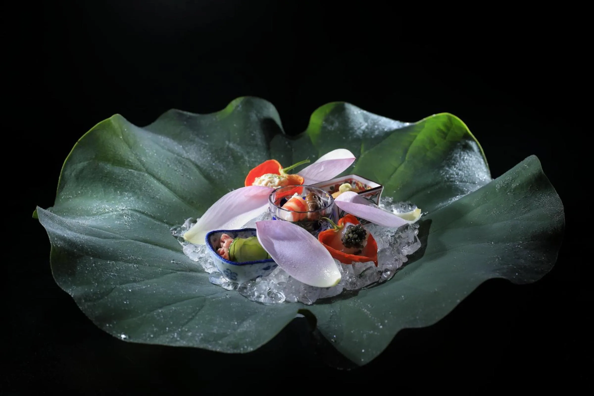 Food and drinks in Hachikan