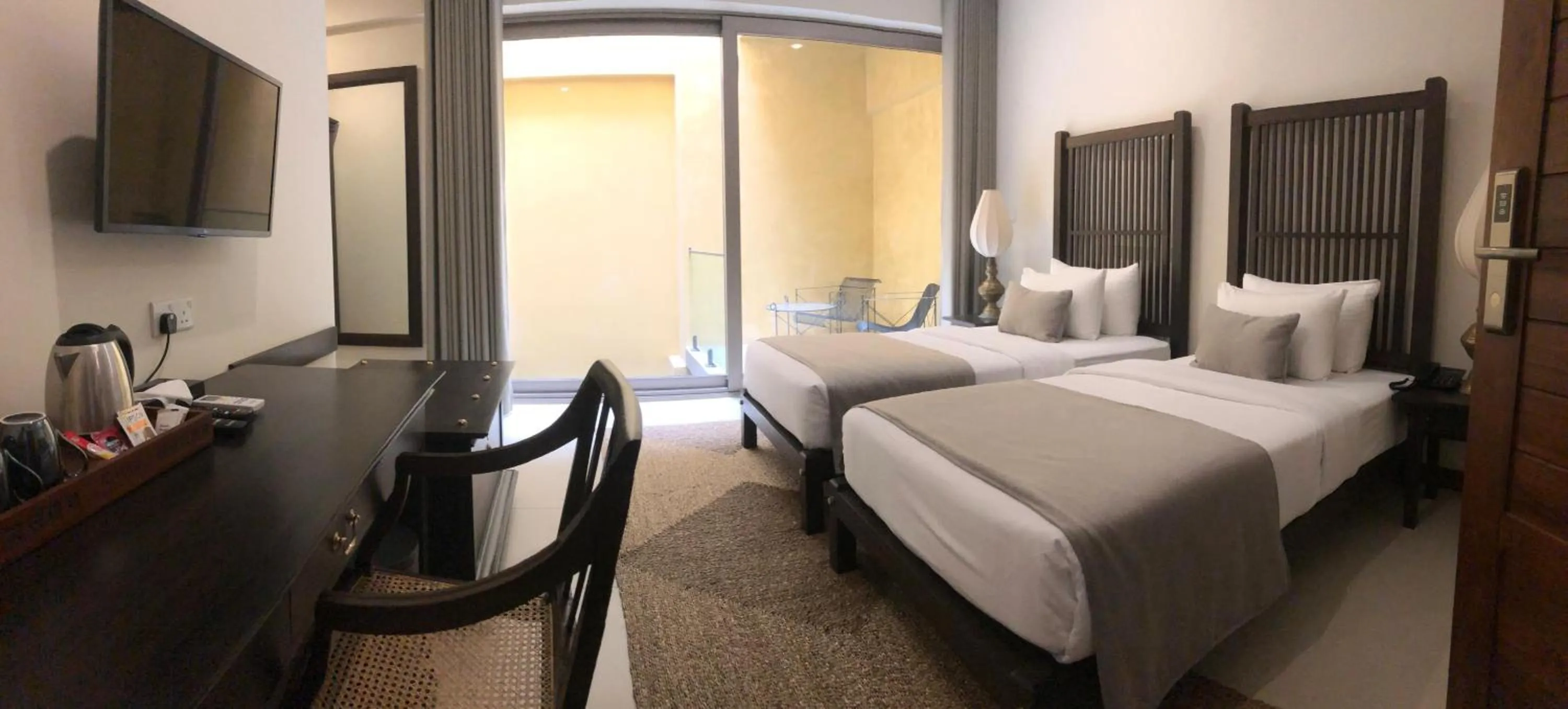 Photo of the whole room, Bed in Rivora Heights