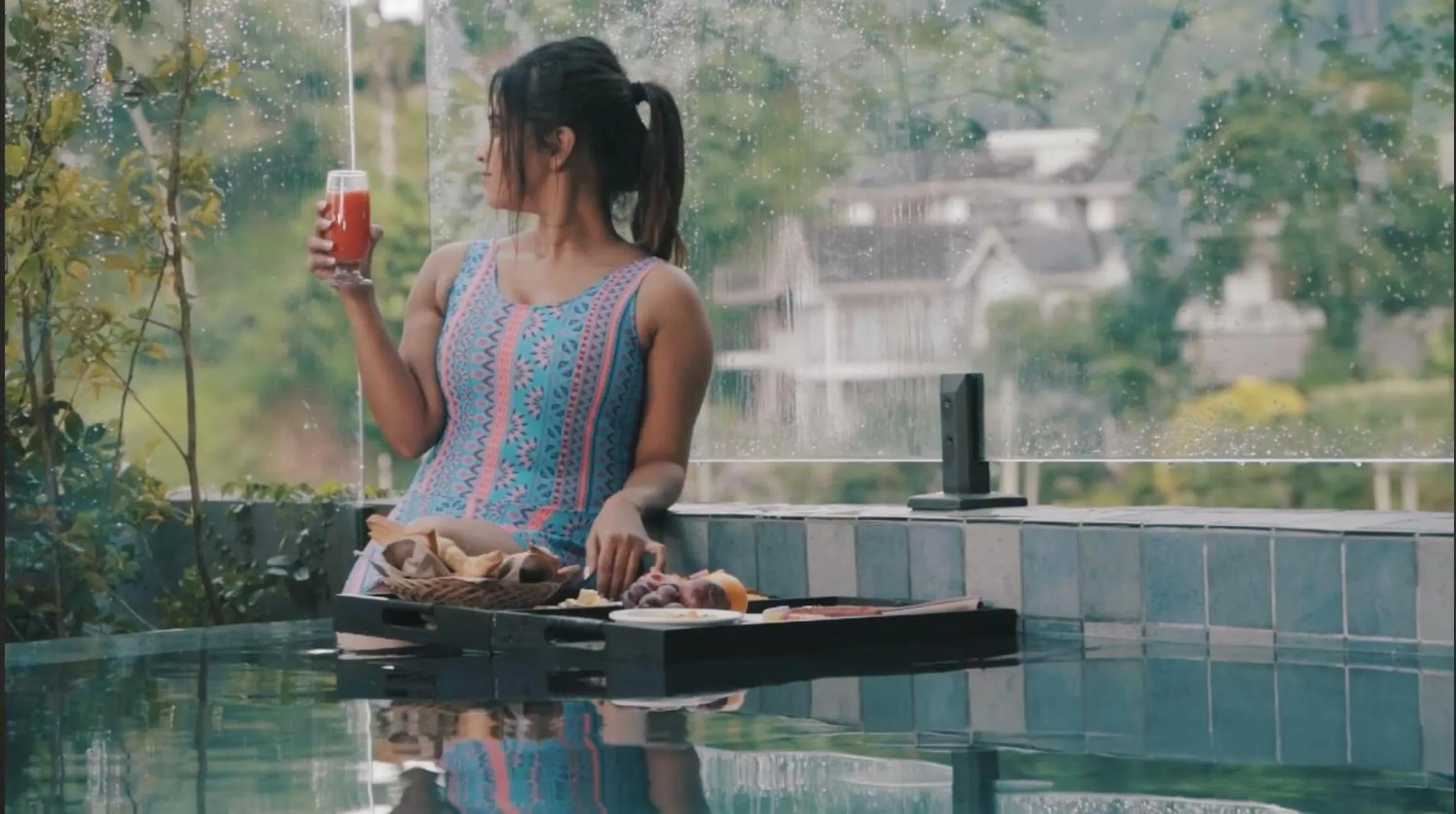 Swimming pool in Rivora Heights