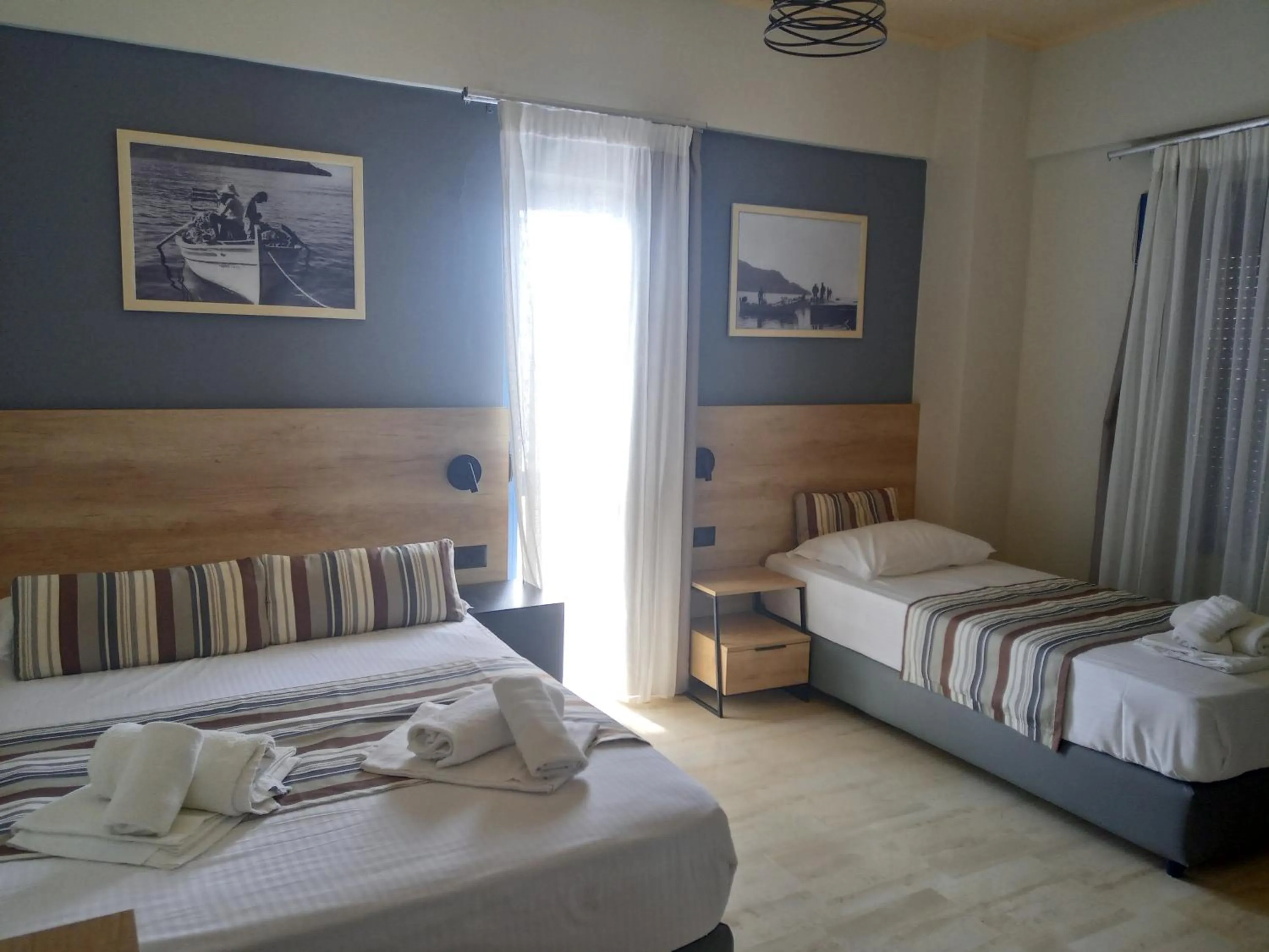 Bedroom, Bed in Horizon Beach Hotel