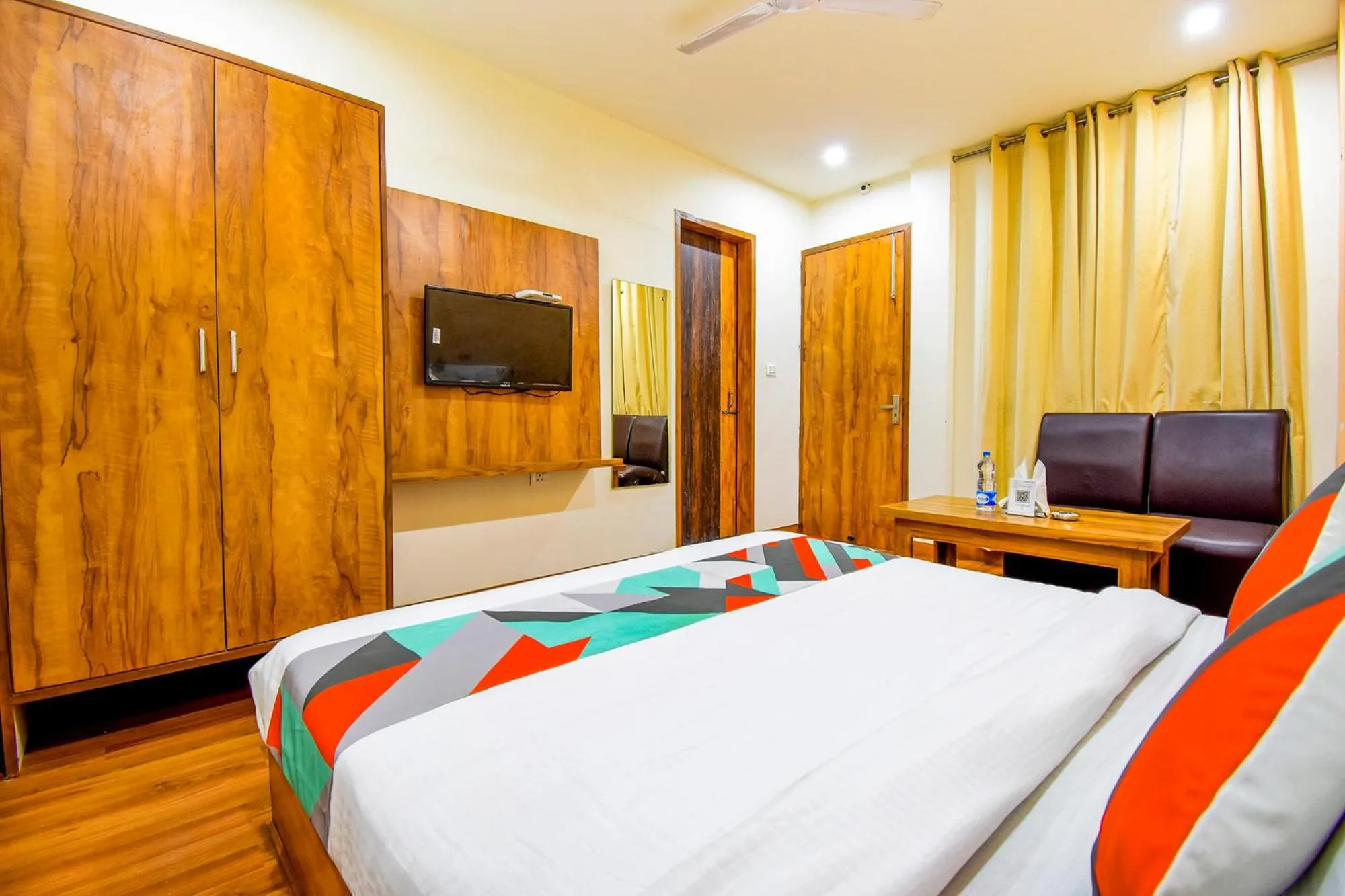 Bed in FabExpress Black Diamond