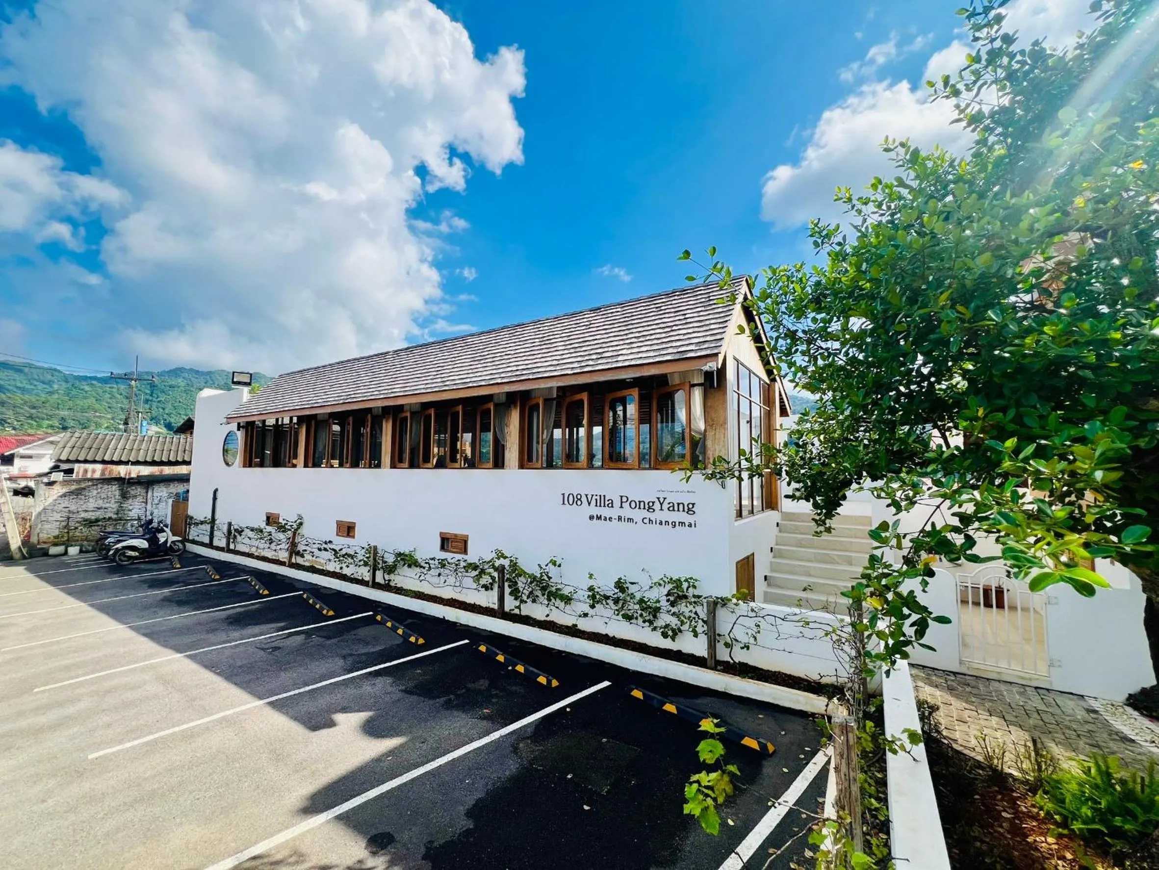 108 Villa @ PongYang