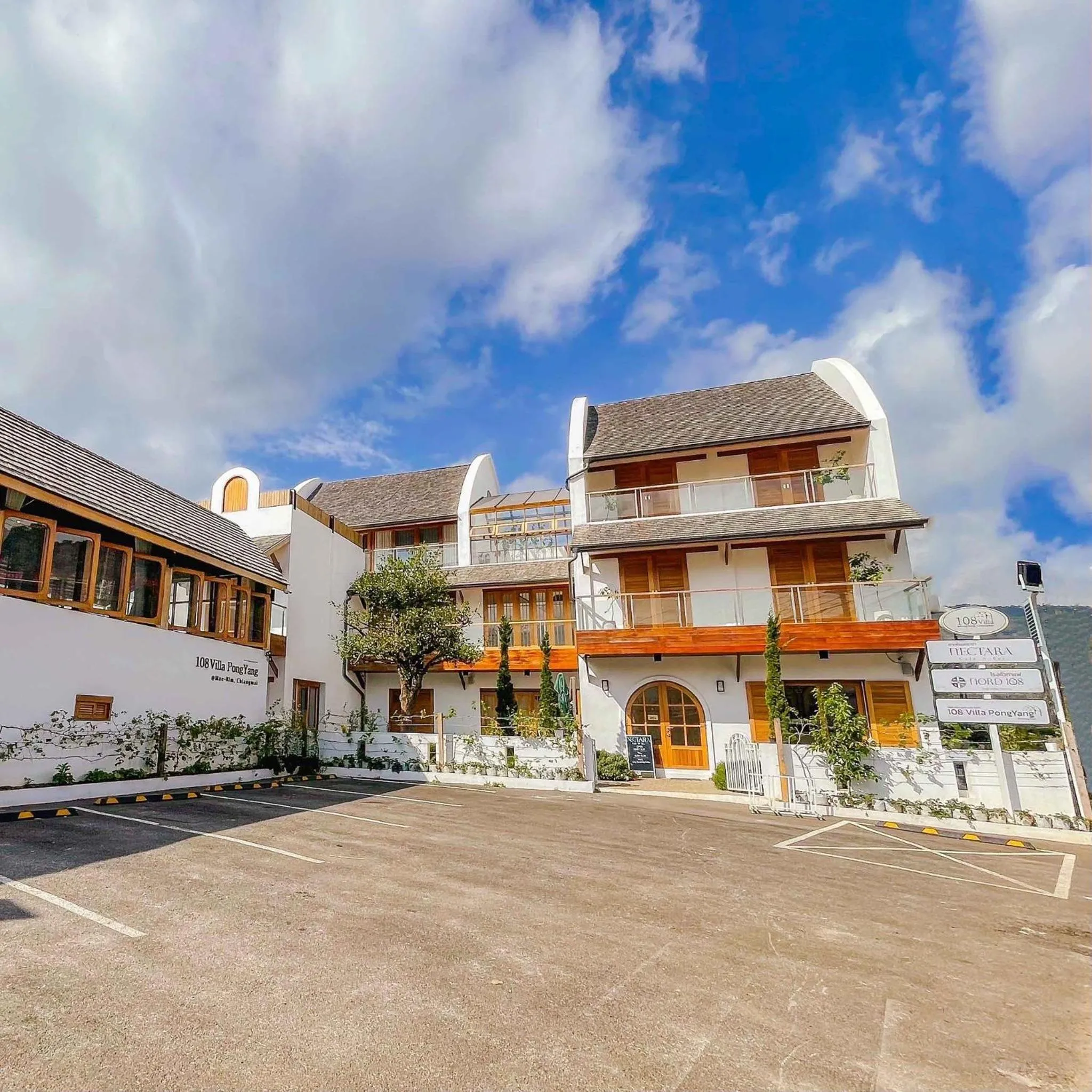 108 Villa @ PongYang