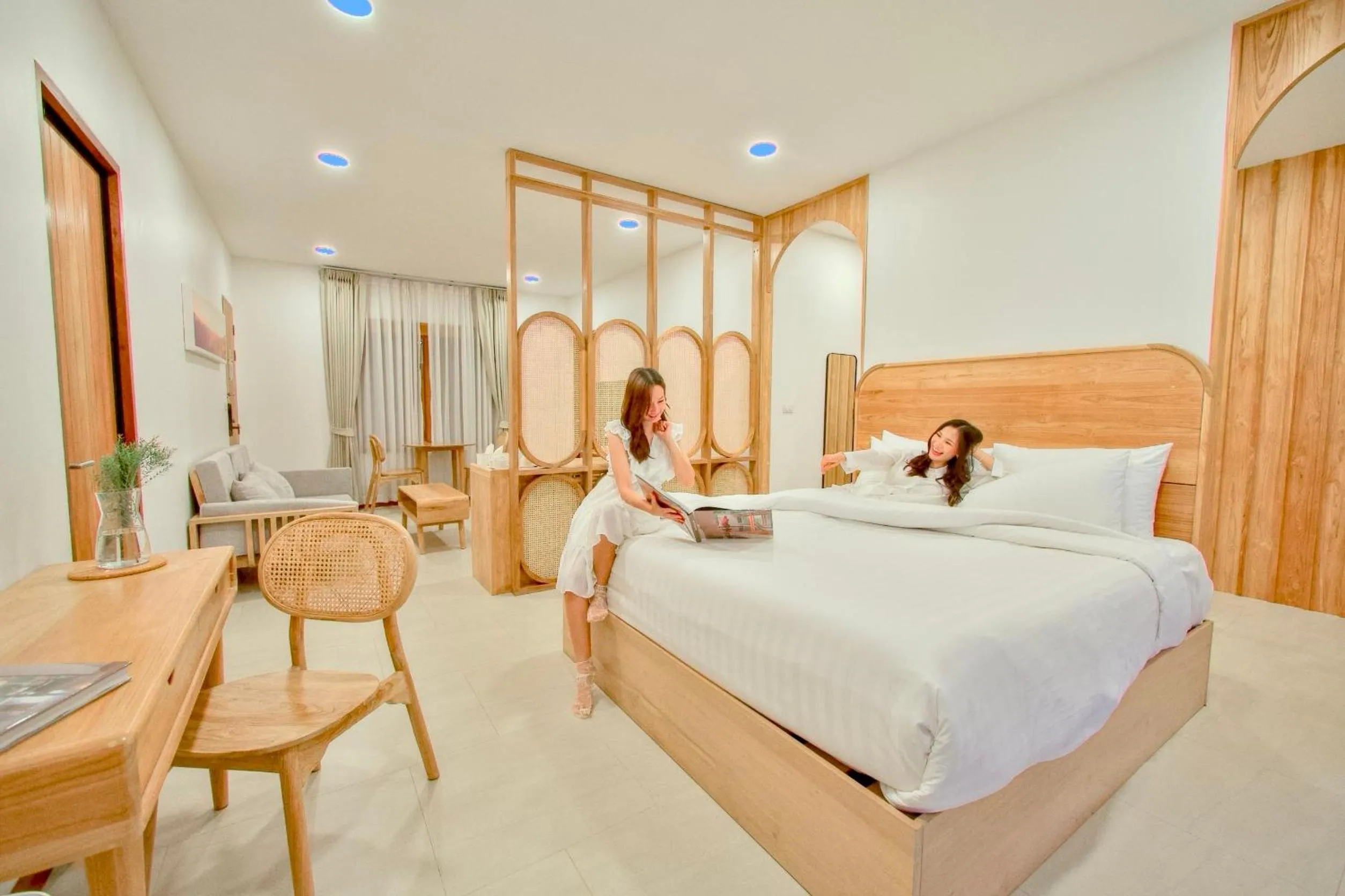 Bed in 108 Villa @ PongYang