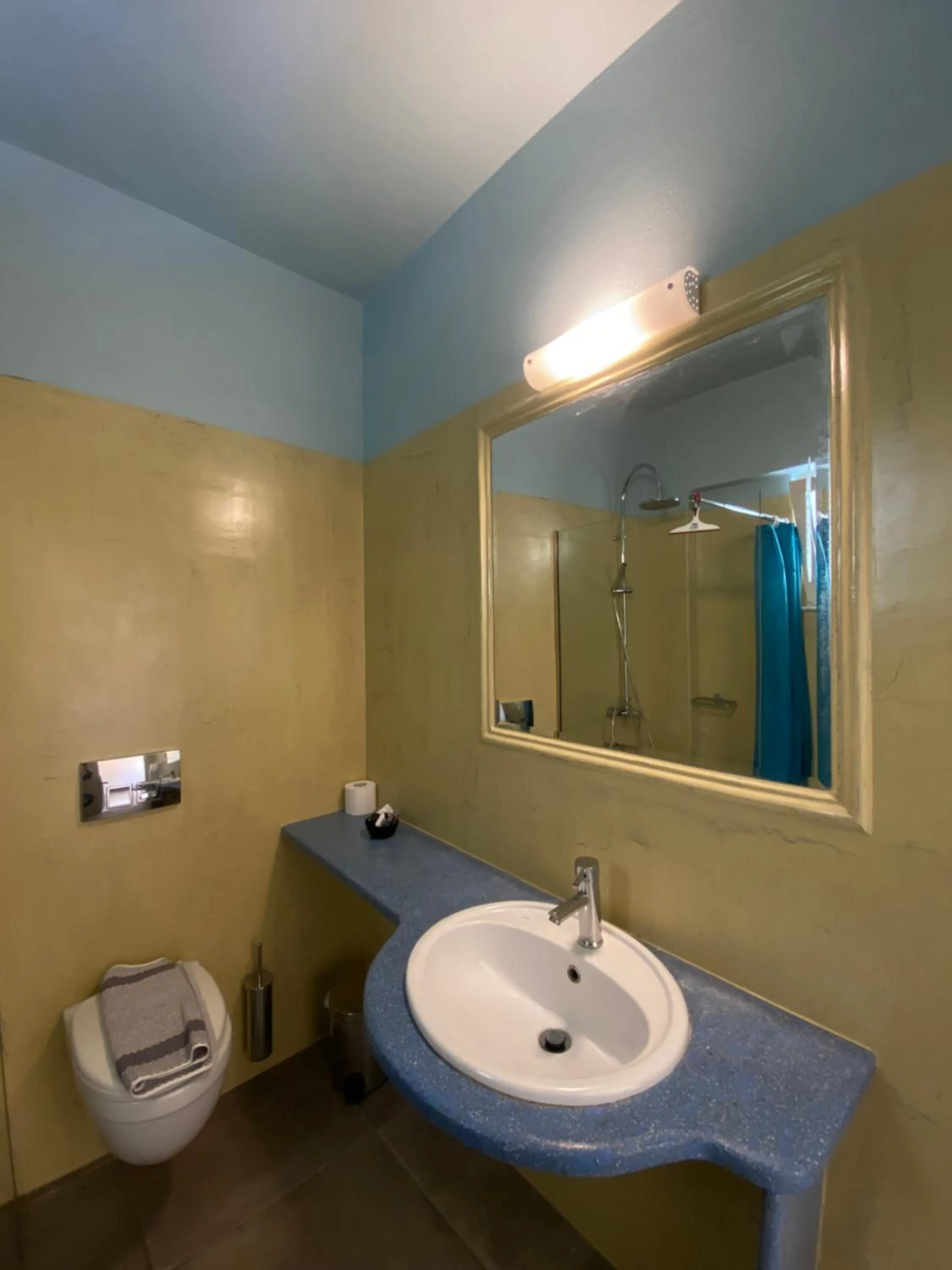 Bathroom in Thalassa House Apartments
