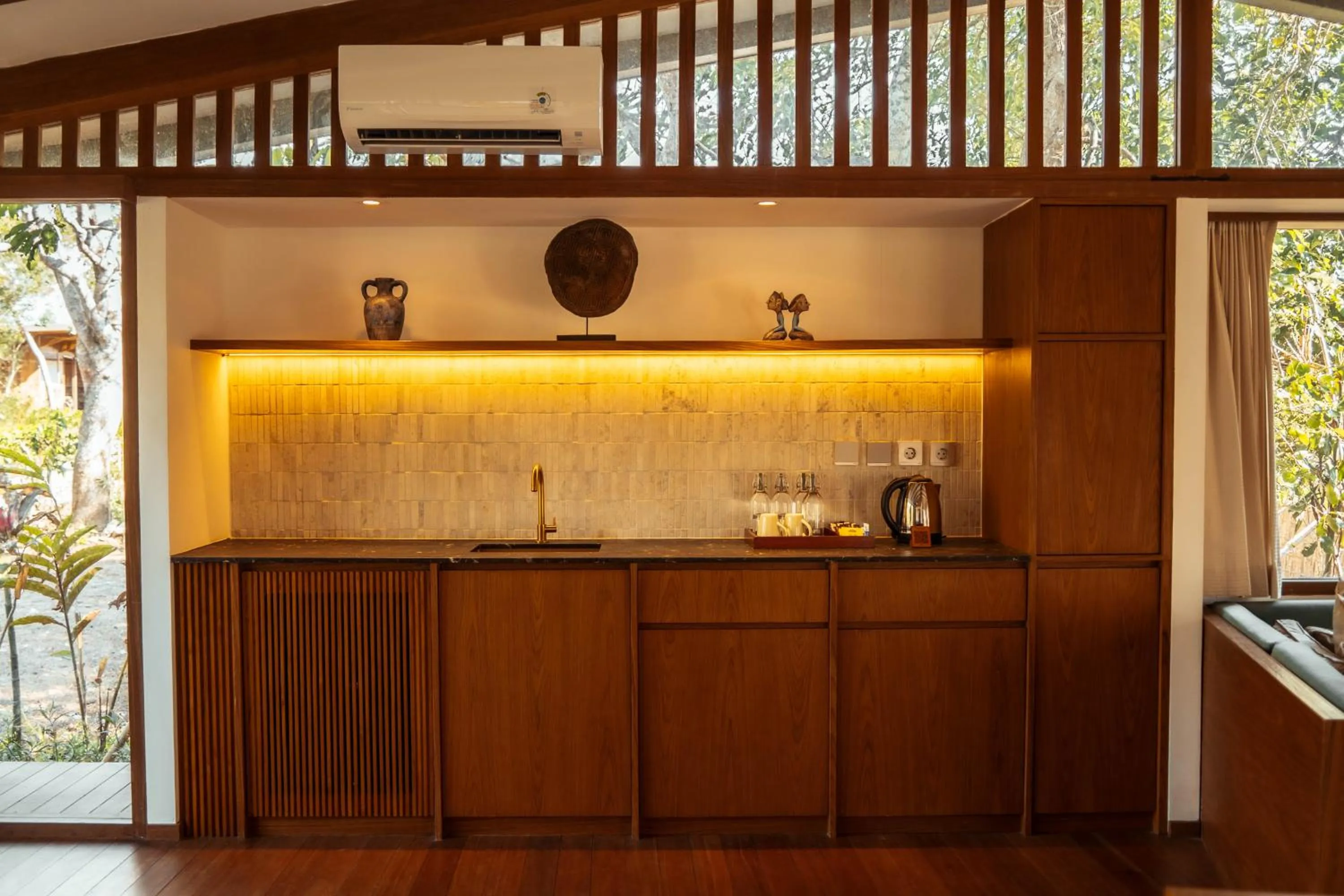 Kitchen or kitchenette in Grün Uluwatu