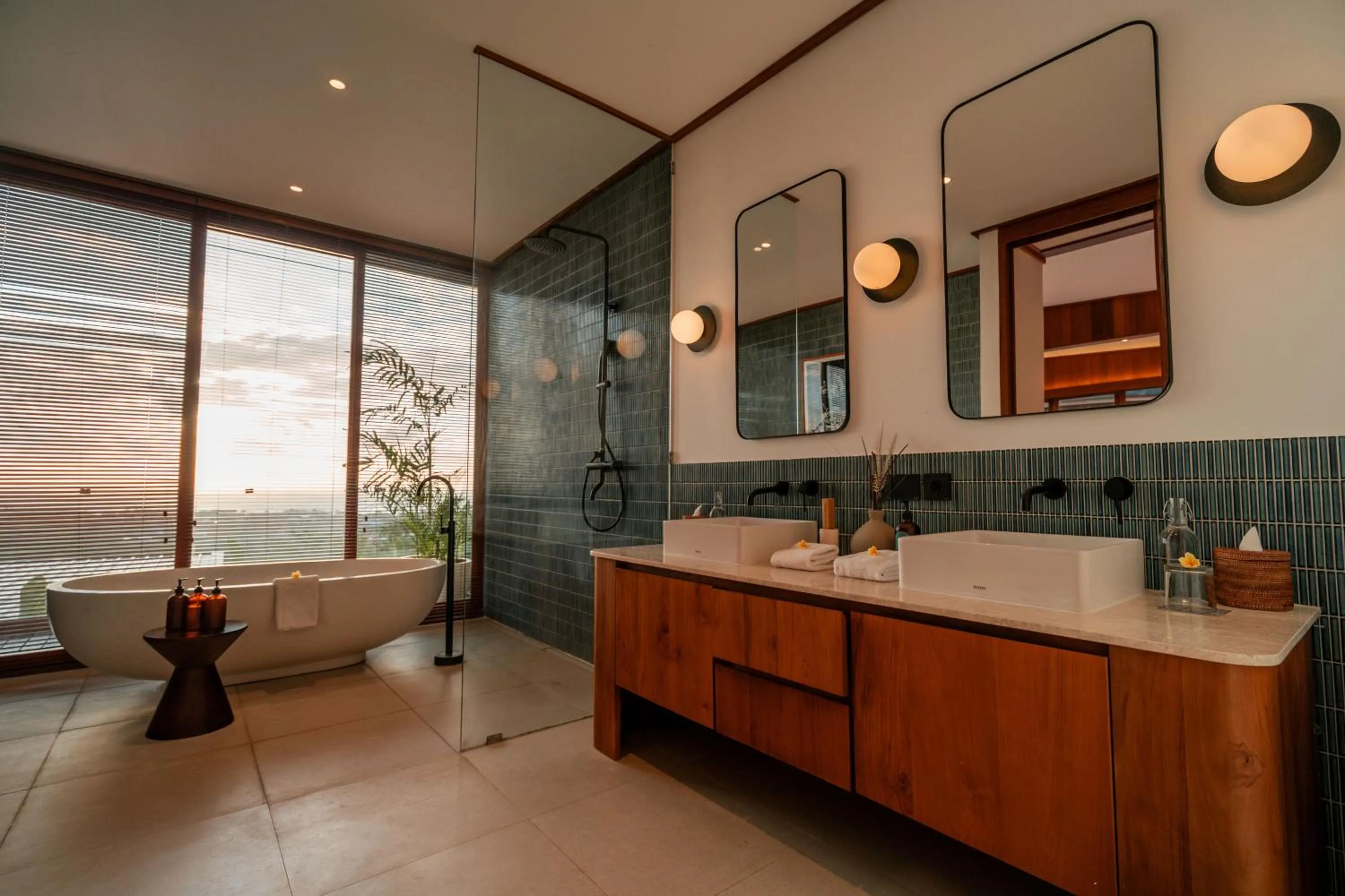 Bathroom in Grün Uluwatu
