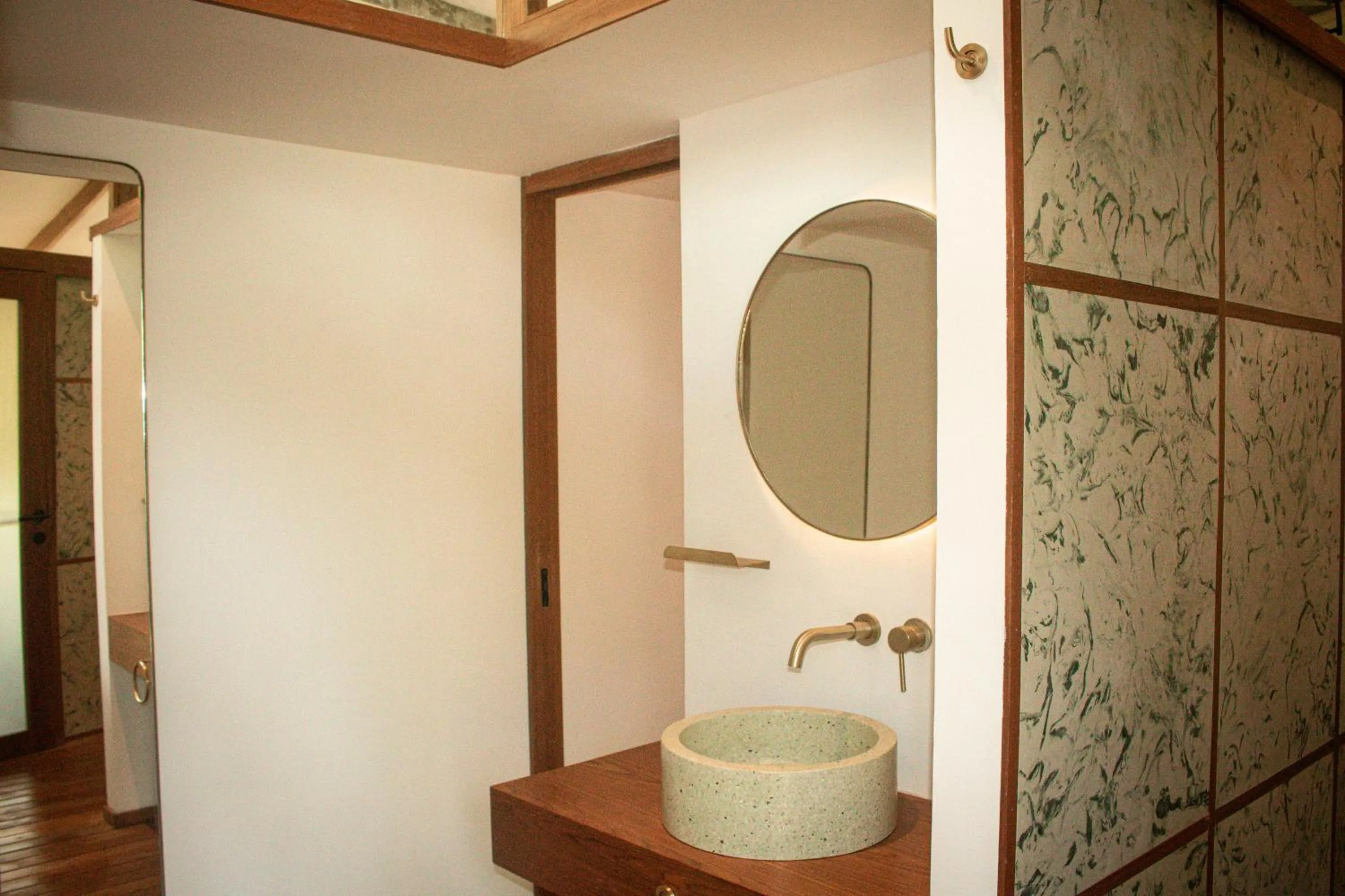 Bathroom in Grün Uluwatu