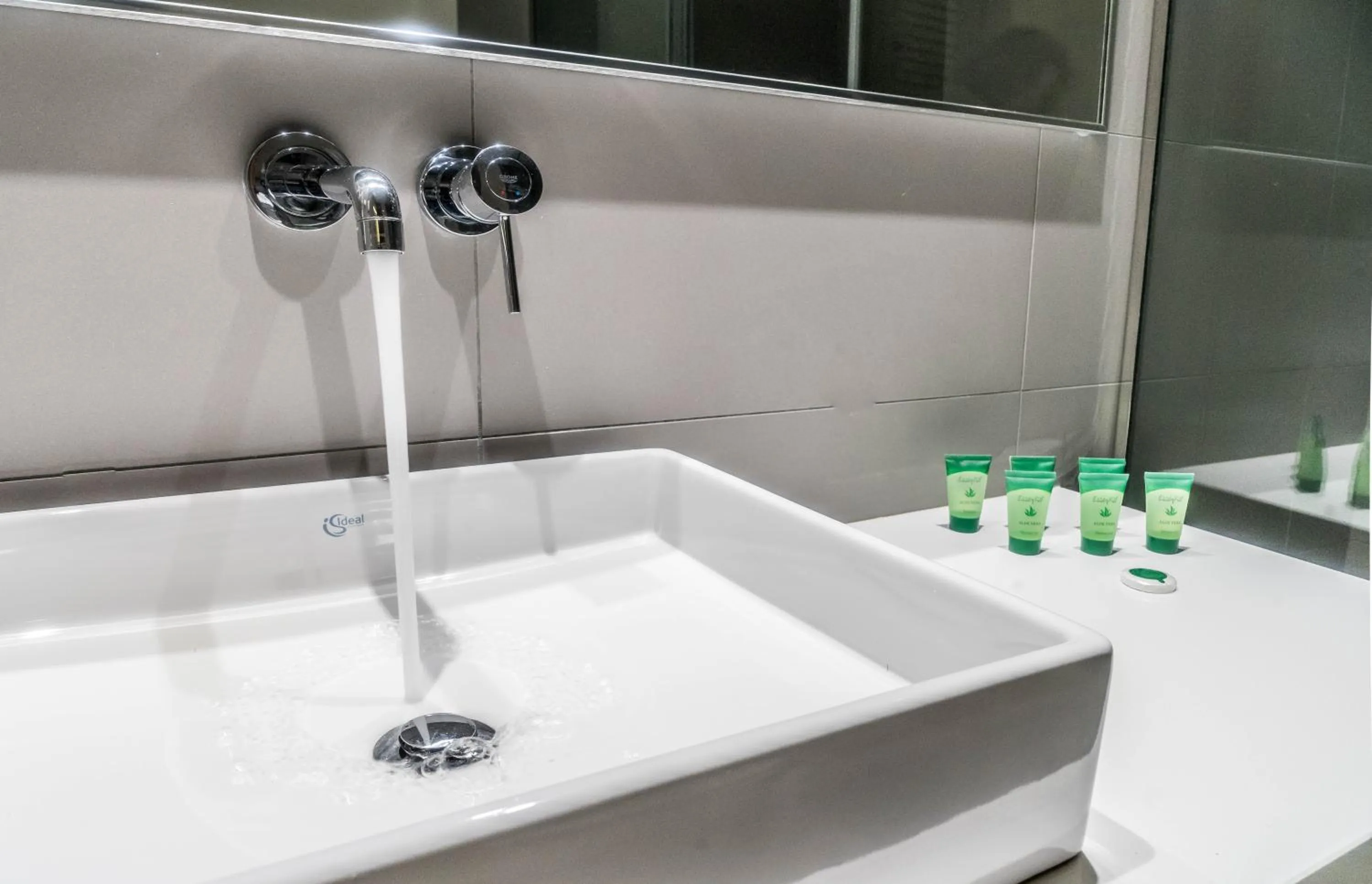 Bathroom in Castello City Hotel