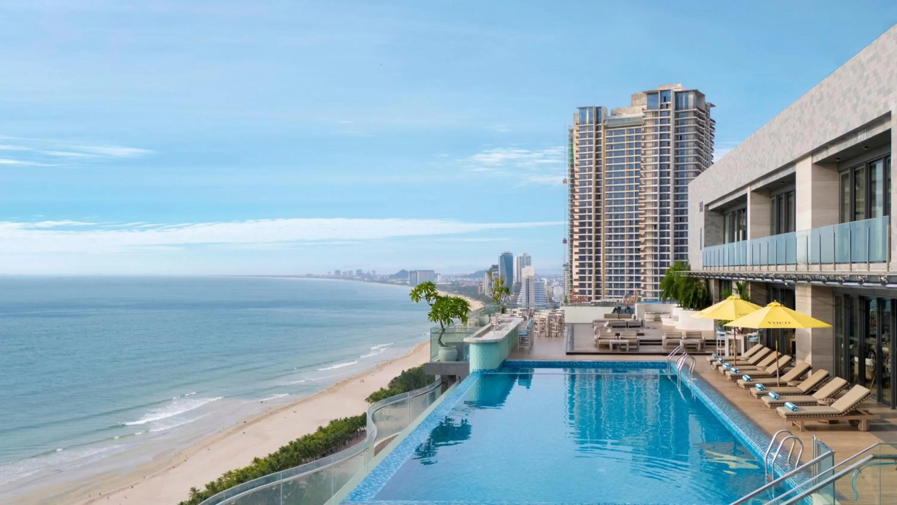 Swimming pool in voco Ma Belle Danang by IHG