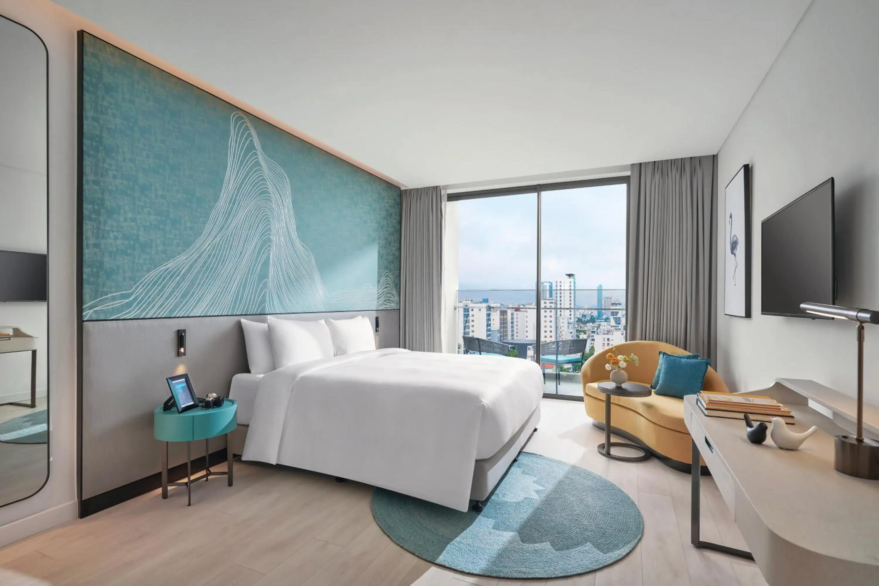 Photo of the whole room, Bed in voco Ma Belle Danang by IHG