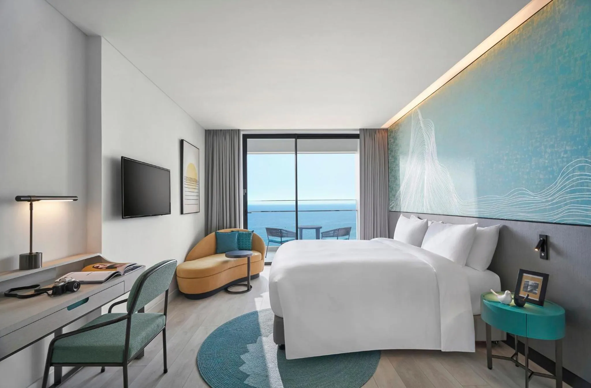 Photo of the whole room, Bed in voco Ma Belle Danang by IHG