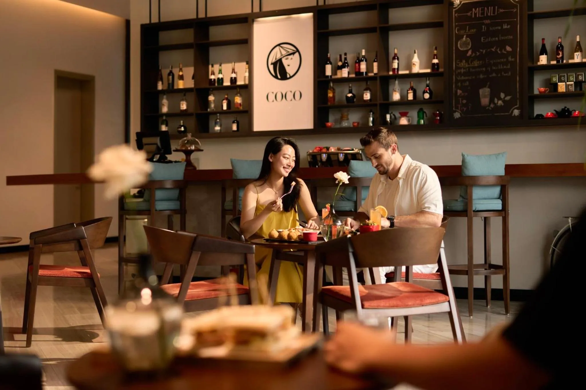 Lounge or bar in voco Ma Belle Danang by IHG