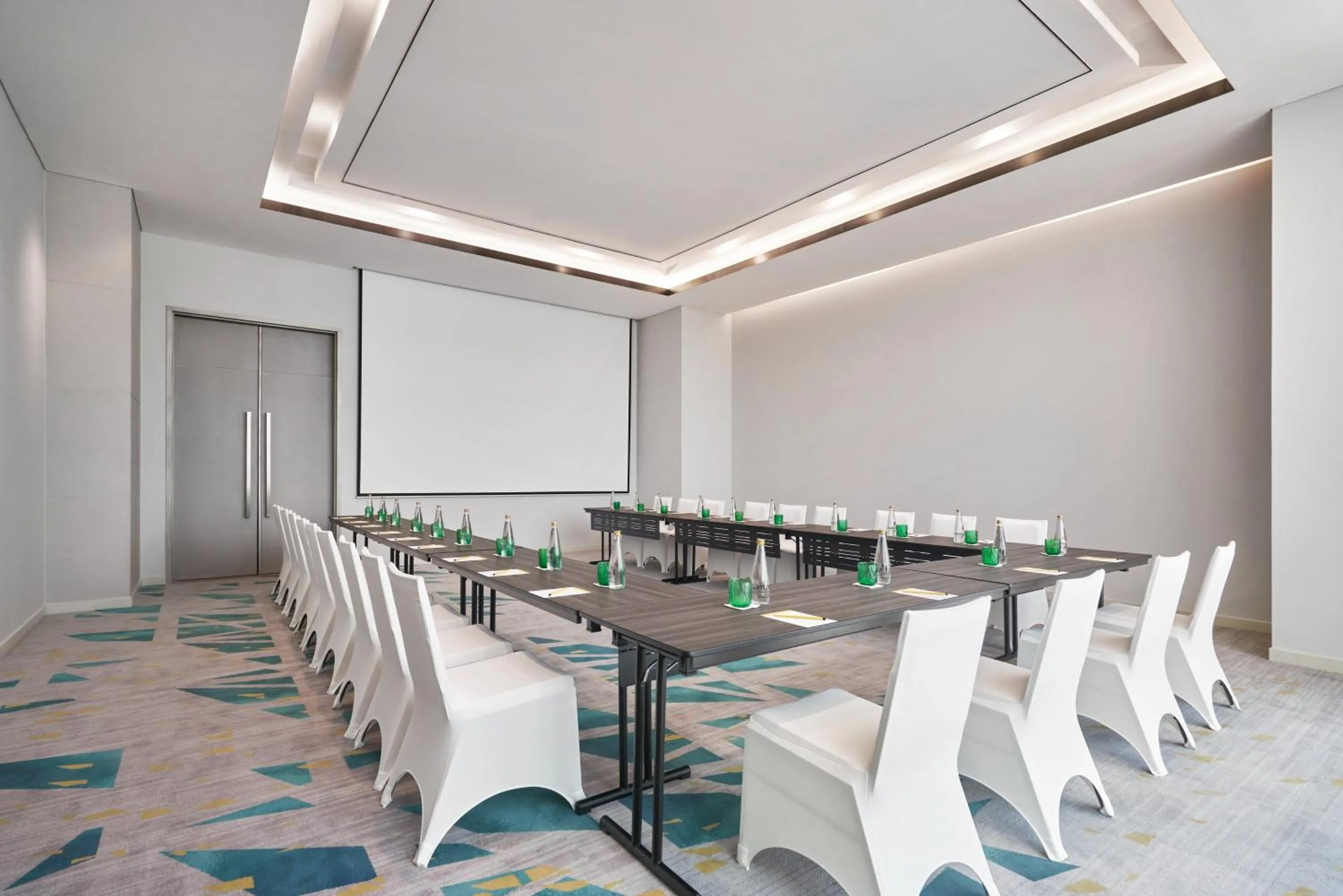 Meeting/conference room in voco Ma Belle Danang by IHG