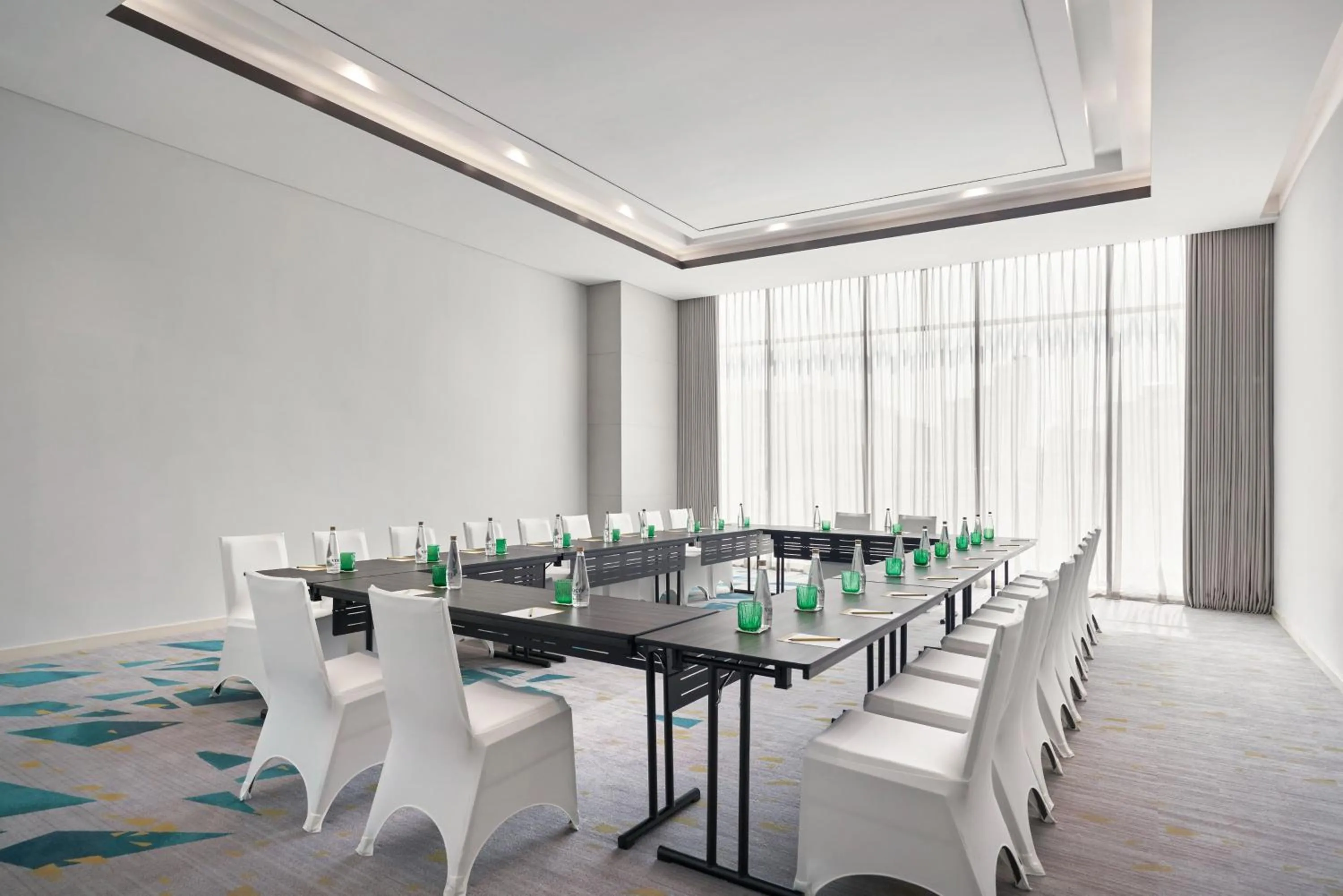 Meeting/conference room in voco Ma Belle Danang by IHG