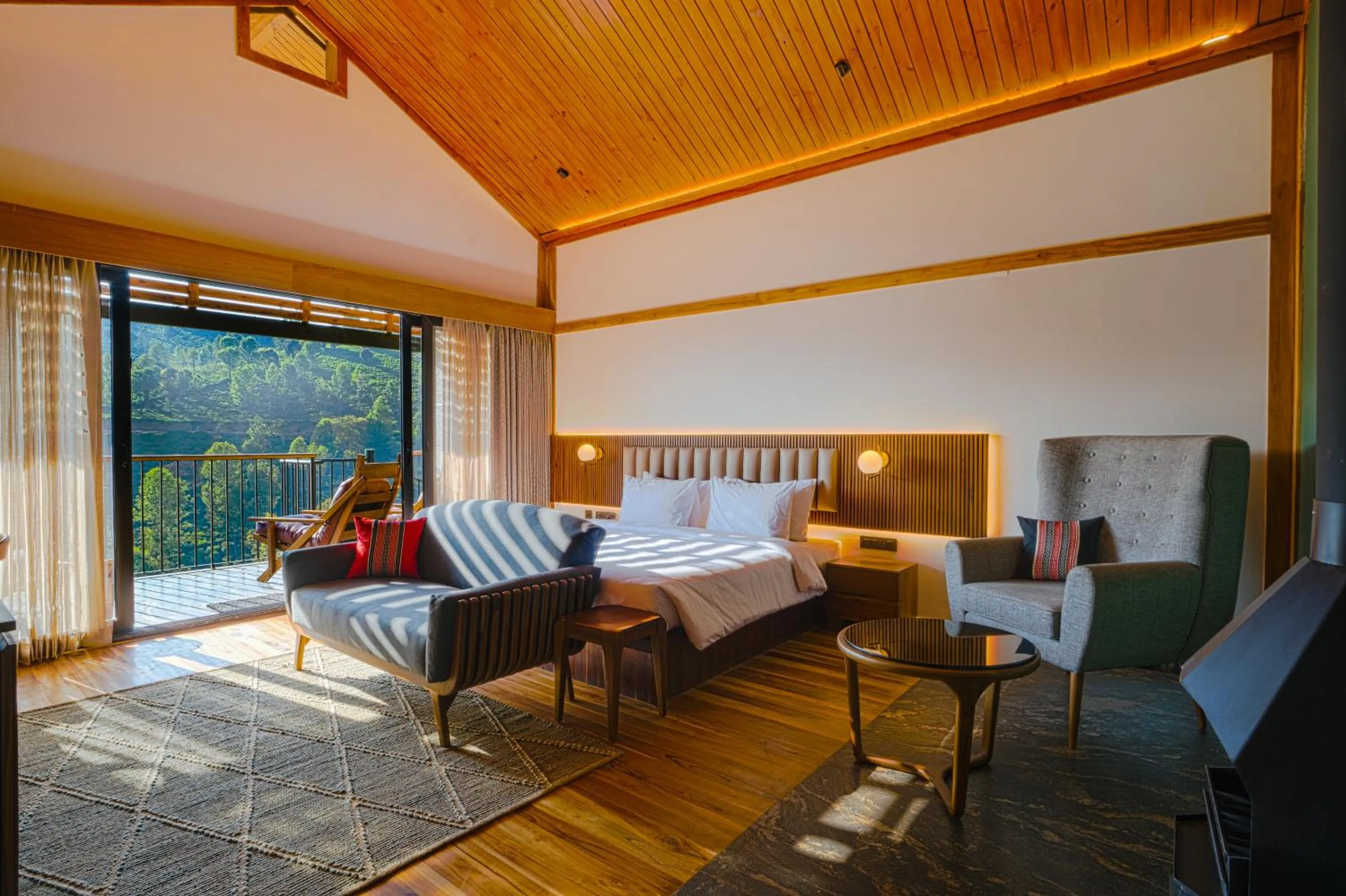 Bed in WelcomHeritage Ayatana Ooty