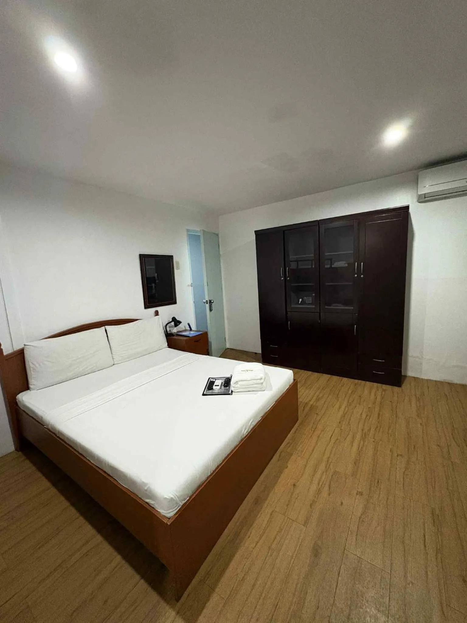 Bedroom, Bed in duck inn manila