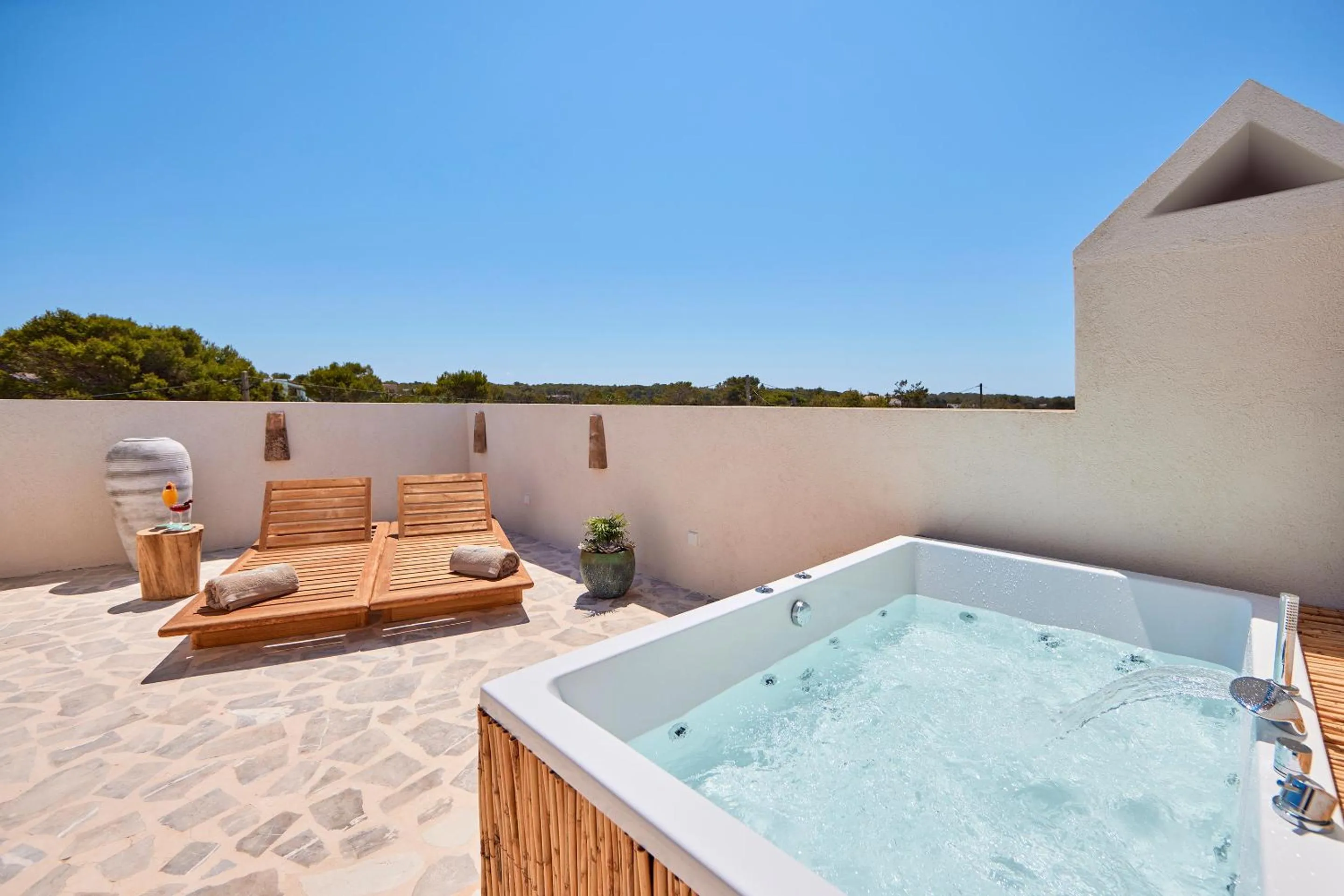 Hot Tub in Mar Suites Formentera by Universal Beach Hotels