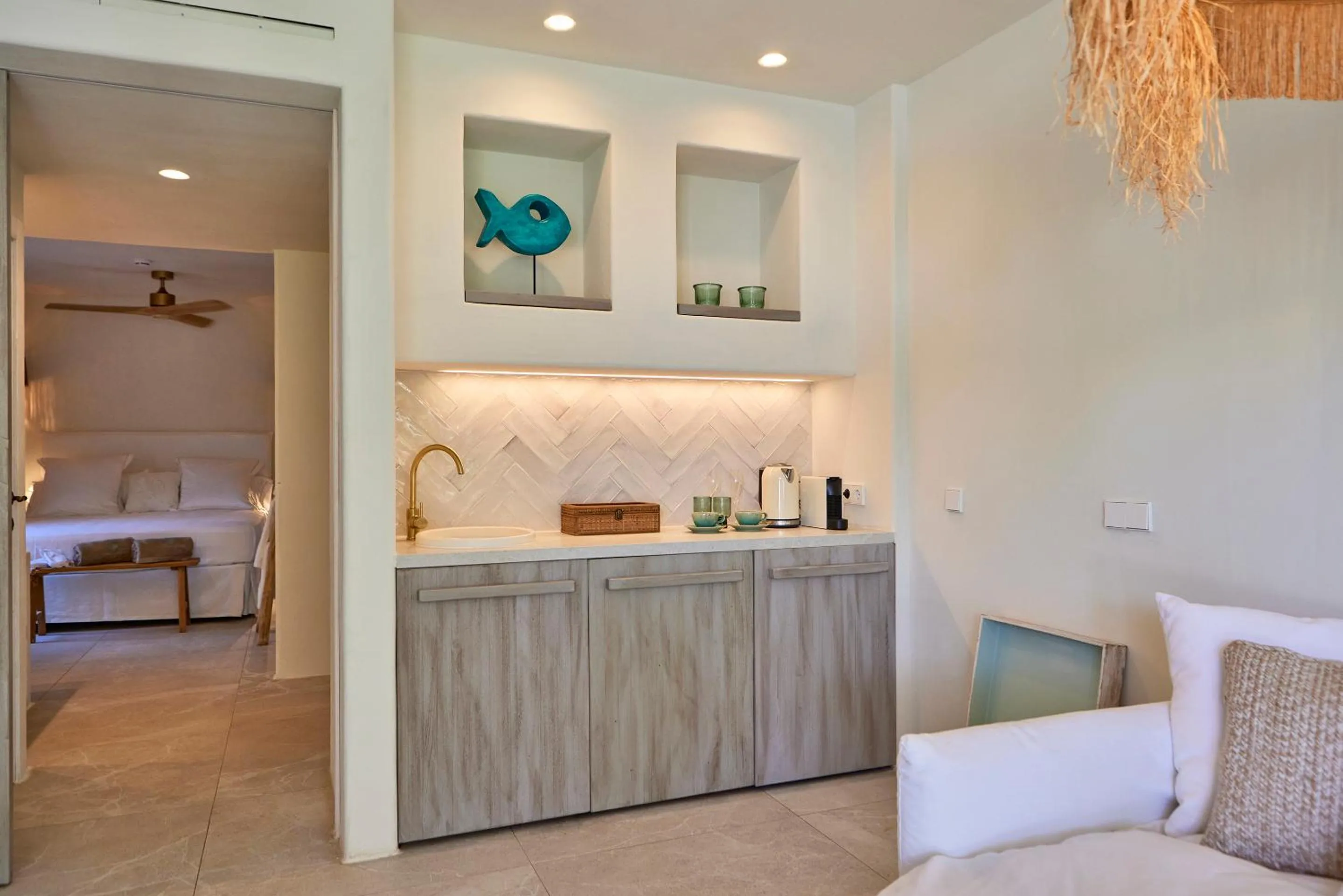 Kitchen or kitchenette, Bed in Mar Suites Formentera by Universal Beach Hotels