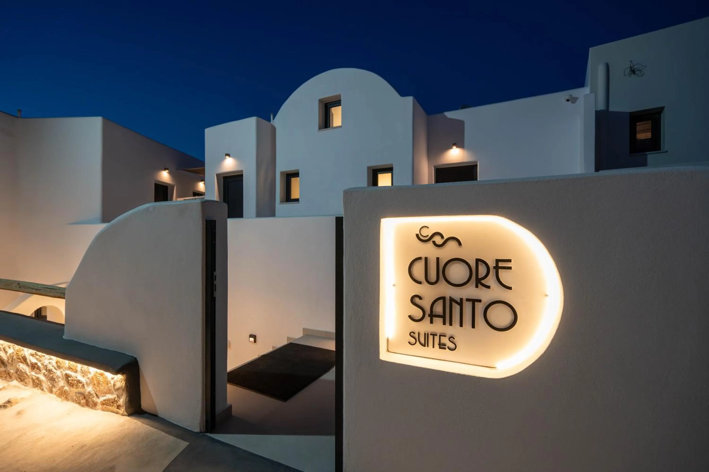 Property building in Cuore Santo Suites