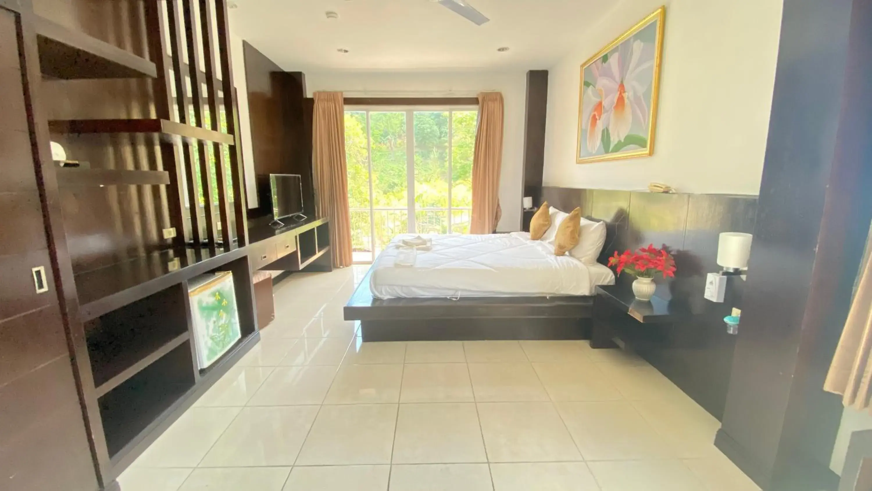 Deluxe Double Room - single occupancy in SM Patong Resort Deluxe Double Room - single occupancy in SM Patong Resort