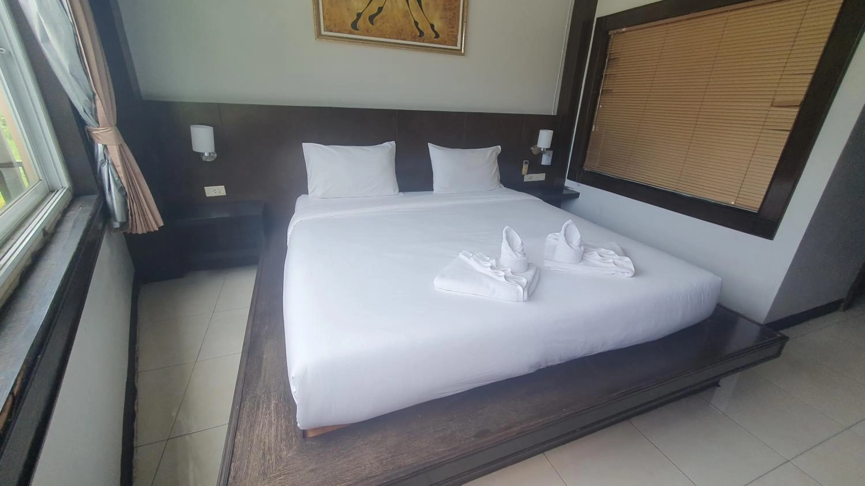 Bed in SM Patong Resort