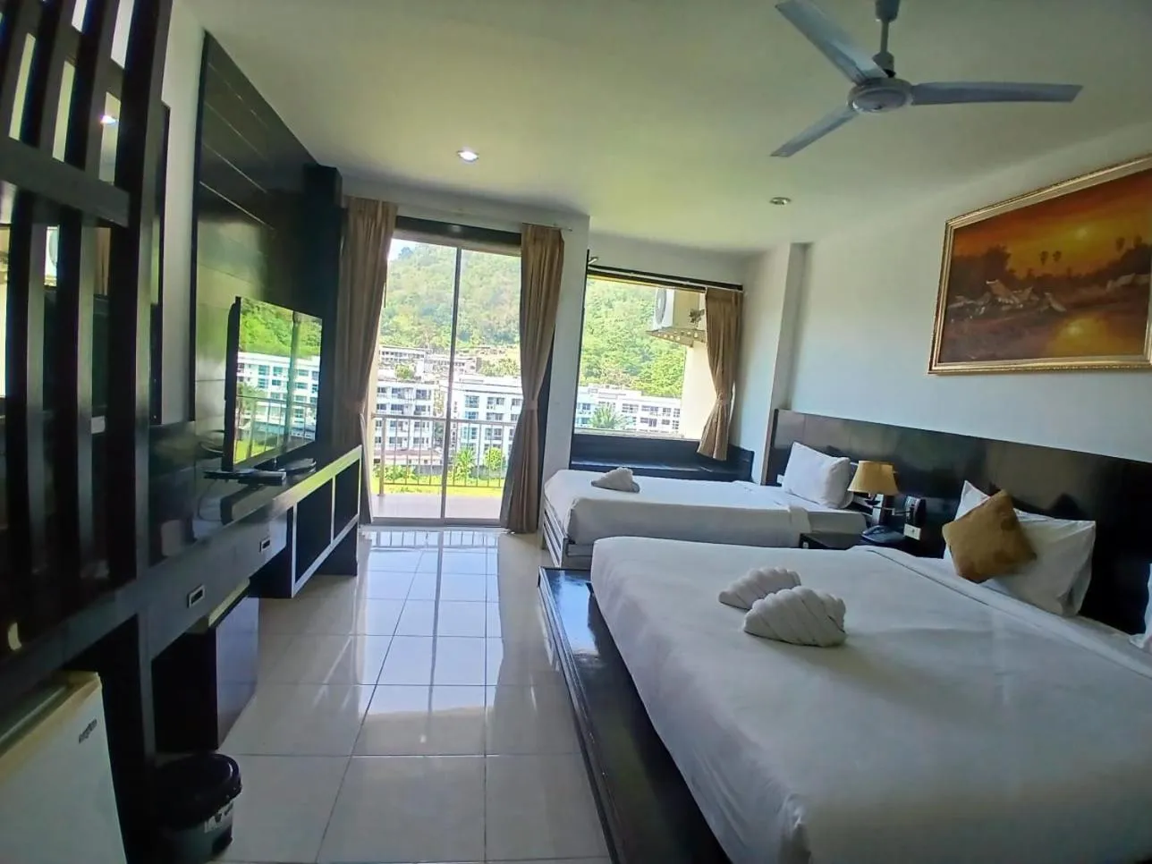 Bed in SM Patong Resort