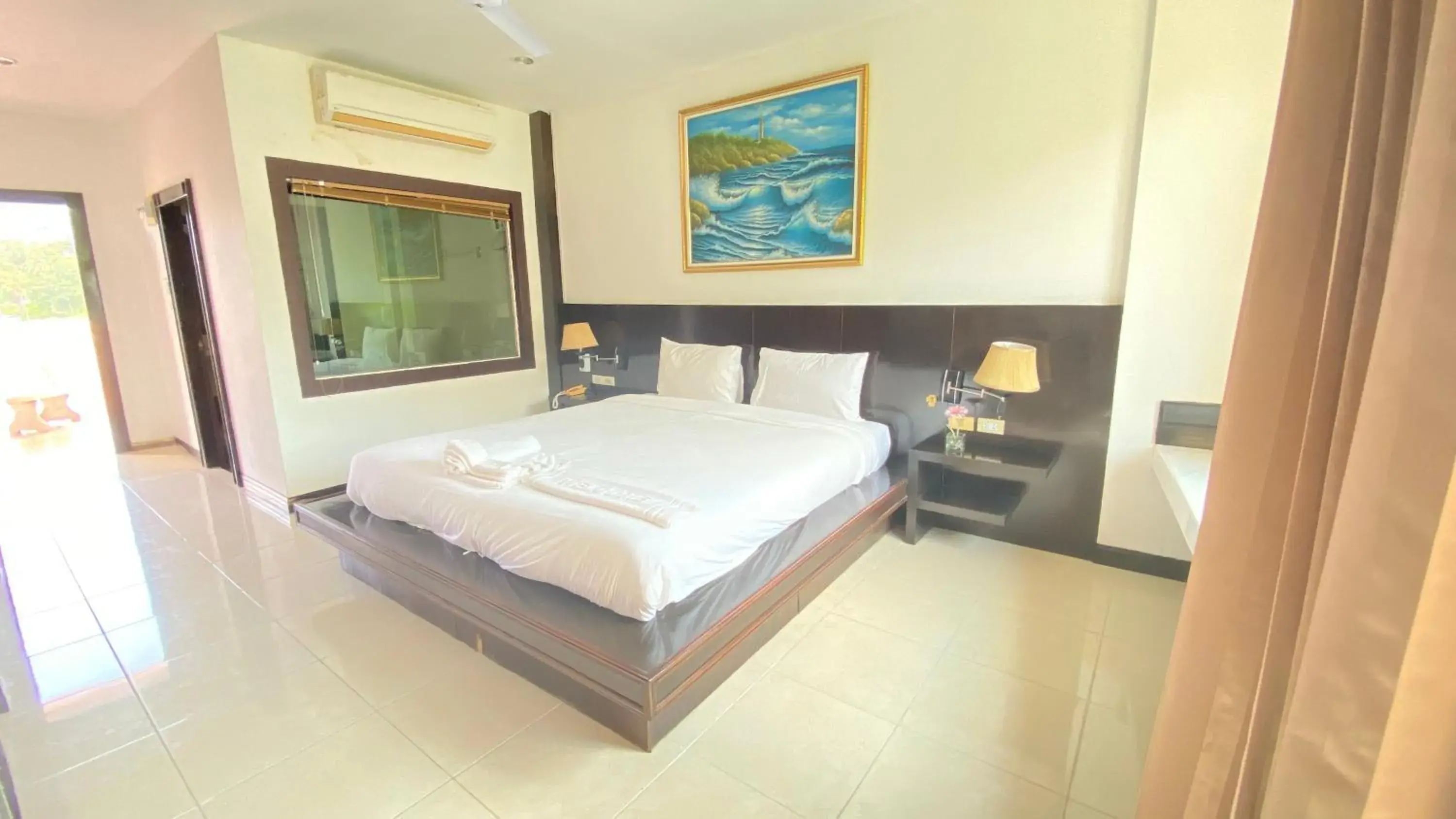 Standard Double Room - single occupancy in SM Patong Resort Standard Double Room - single occupancy in SM Patong Resort