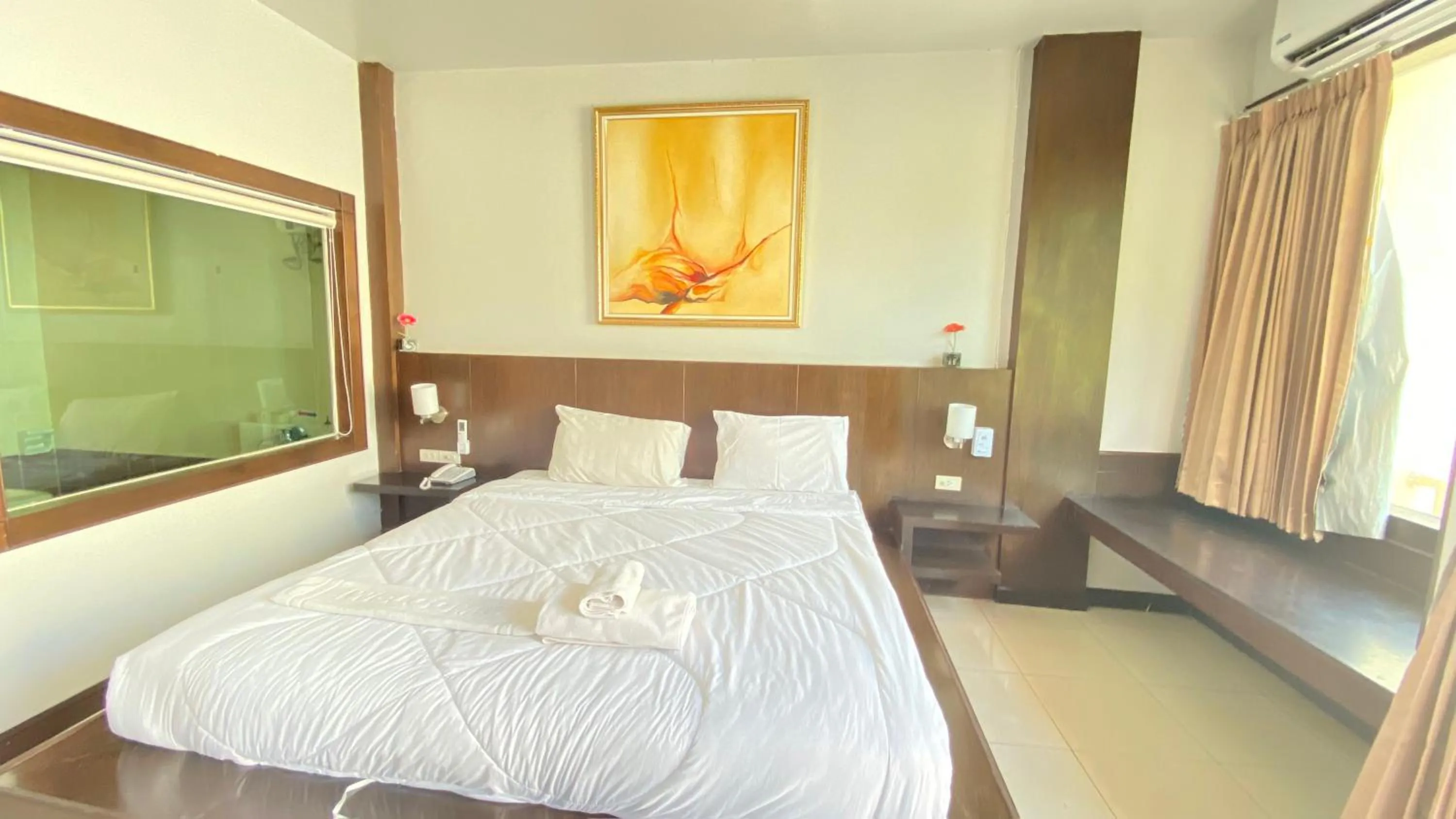 Bed in SM Patong Resort