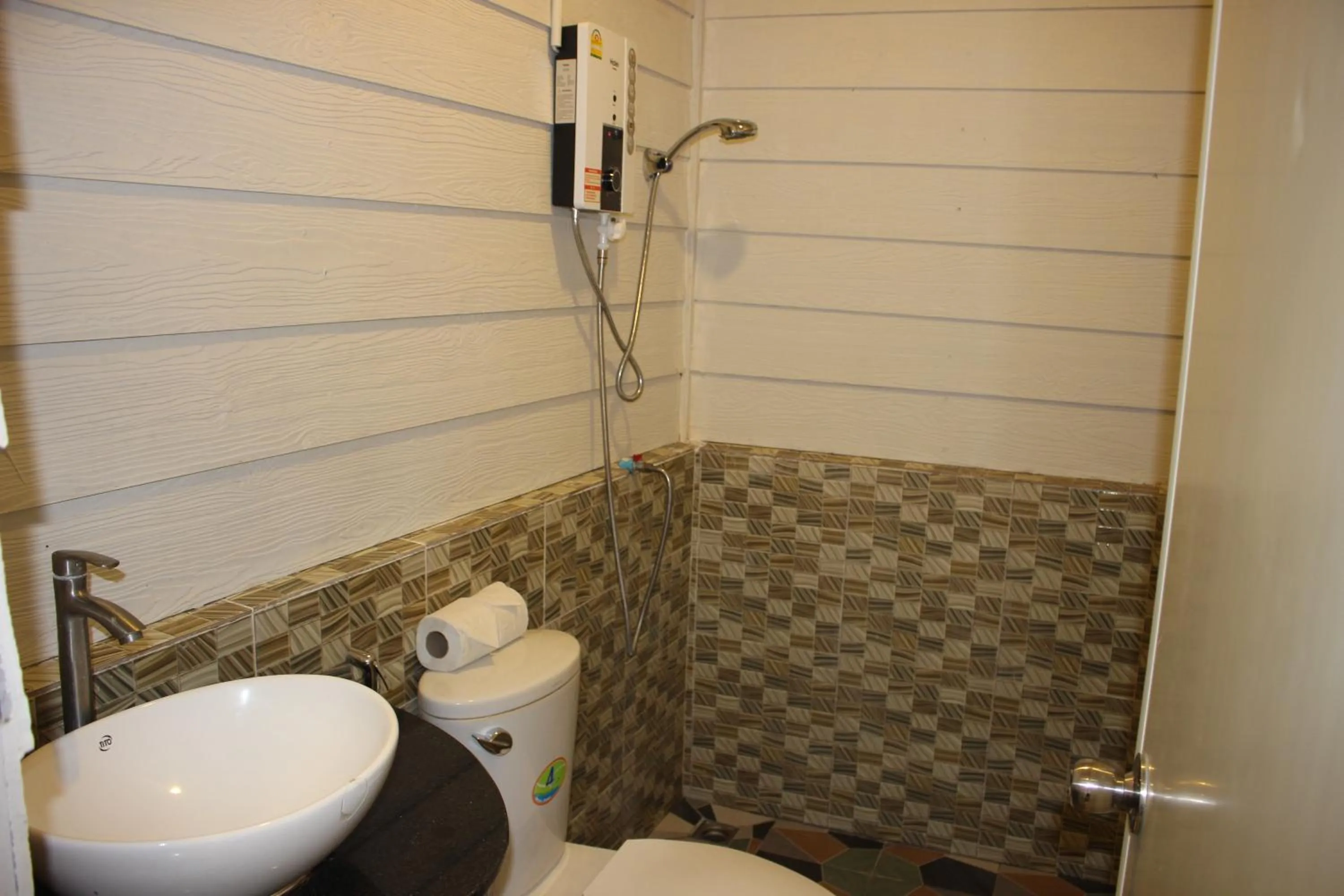 SCARLET SAILS BUNGALOW