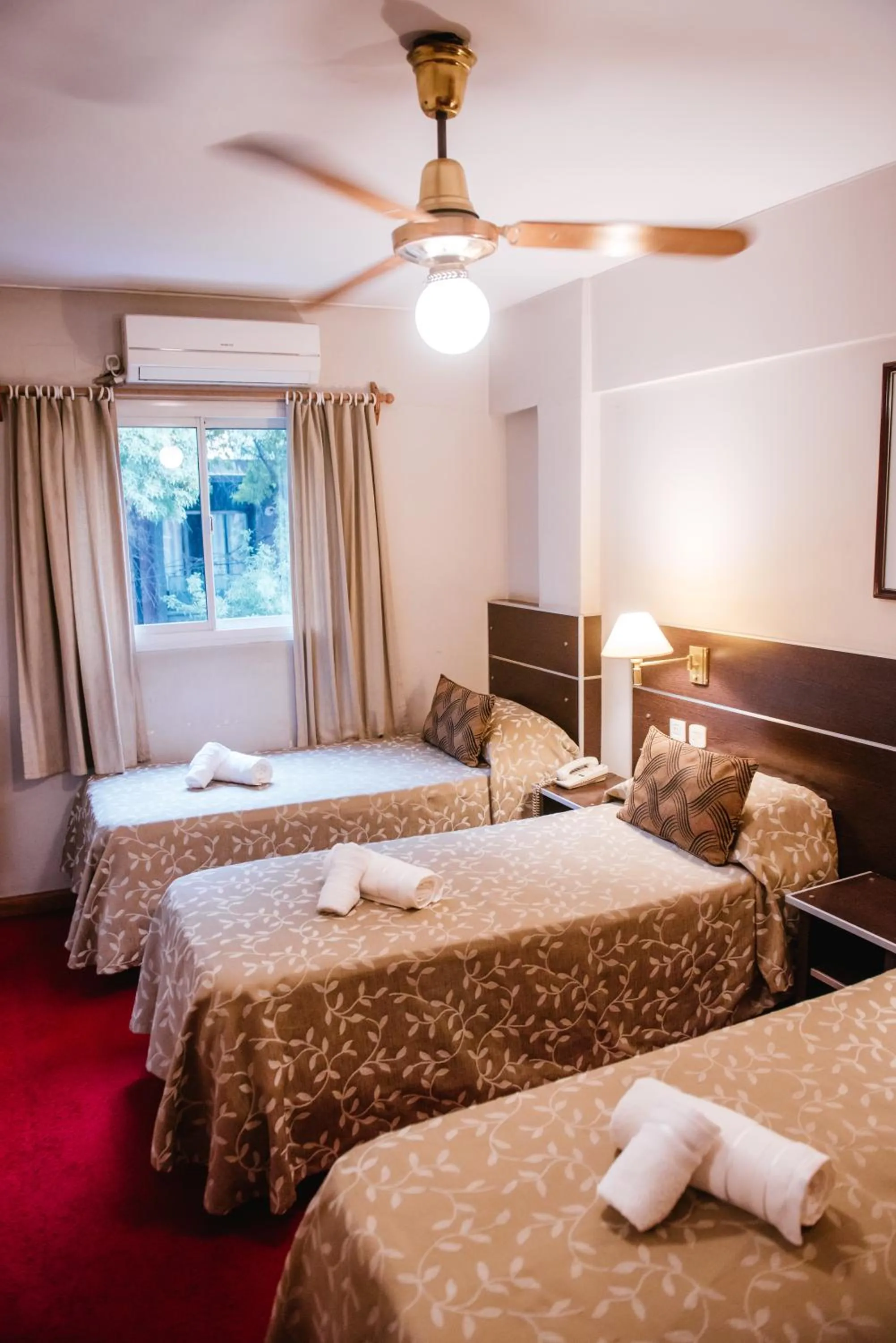 Photo of the whole room in Hotel Pacífico