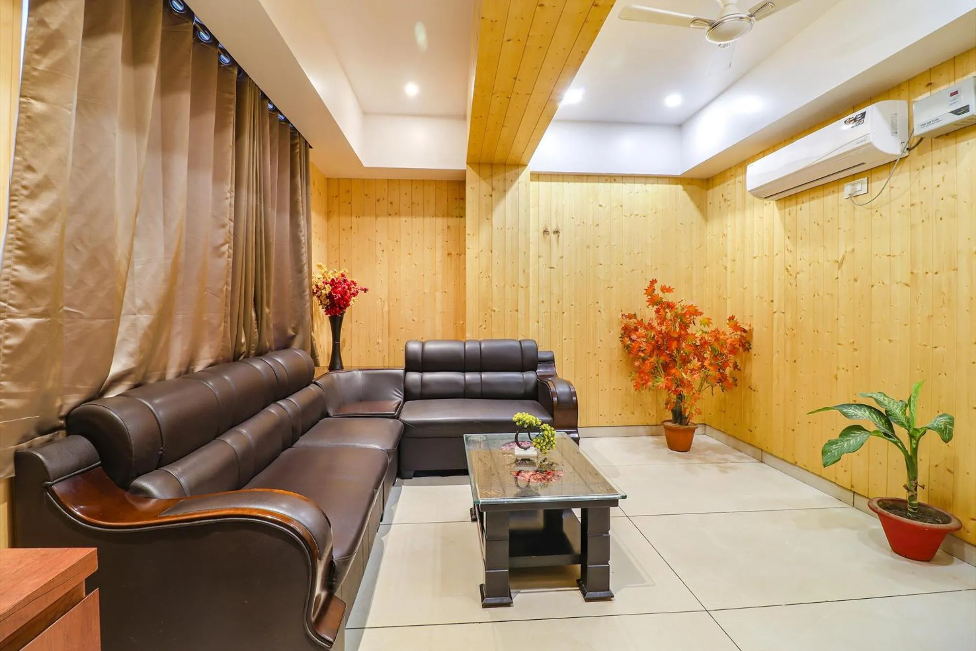 Lobby or reception in FabHotel Grand Arya