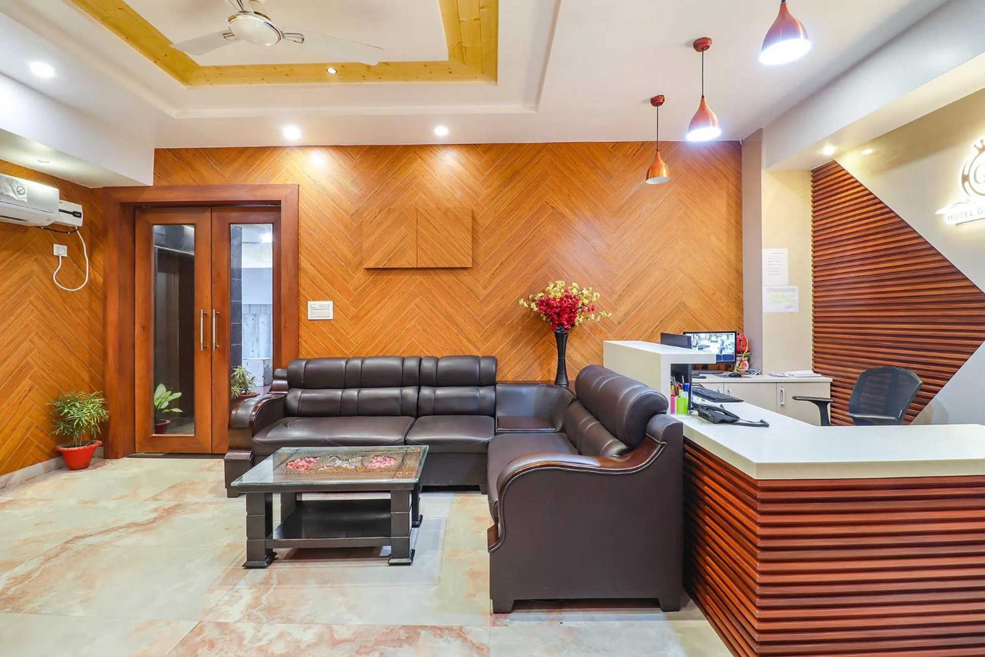 Lobby or reception in FabHotel Grand Arya