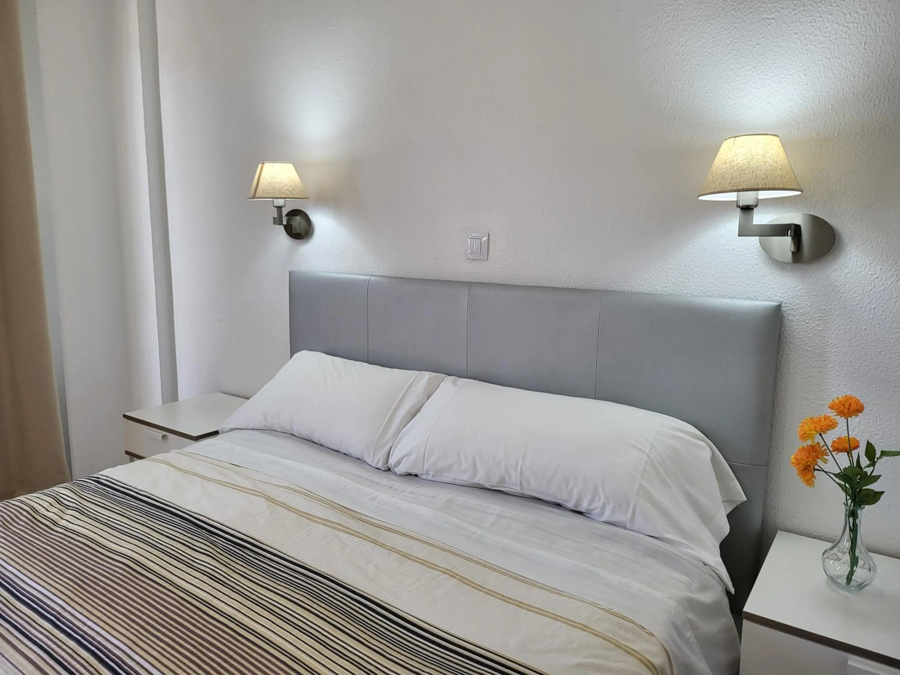 Bedroom, Bed in Las Camelias Apartments