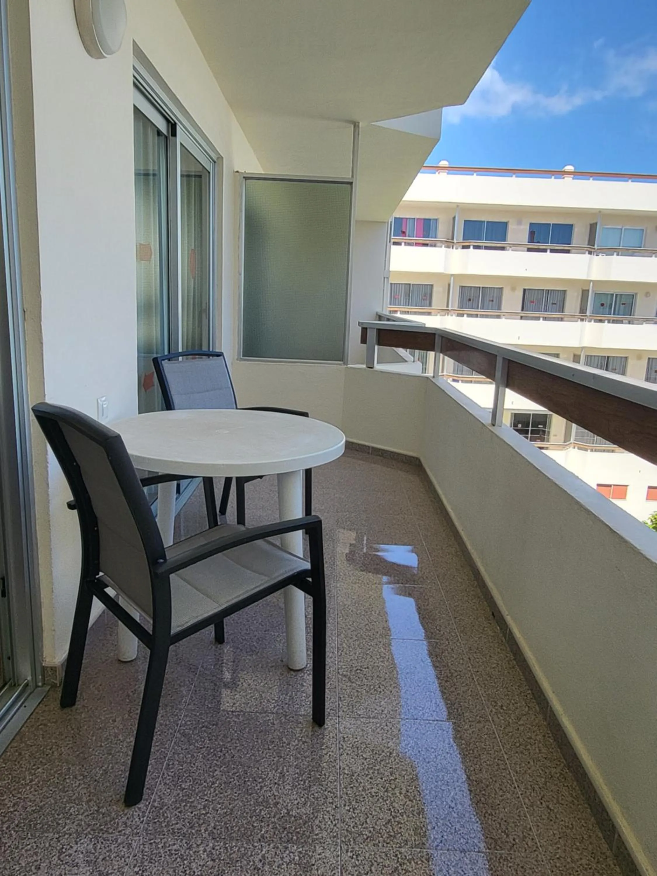 Balcony/Terrace in Las Camelias Apartments