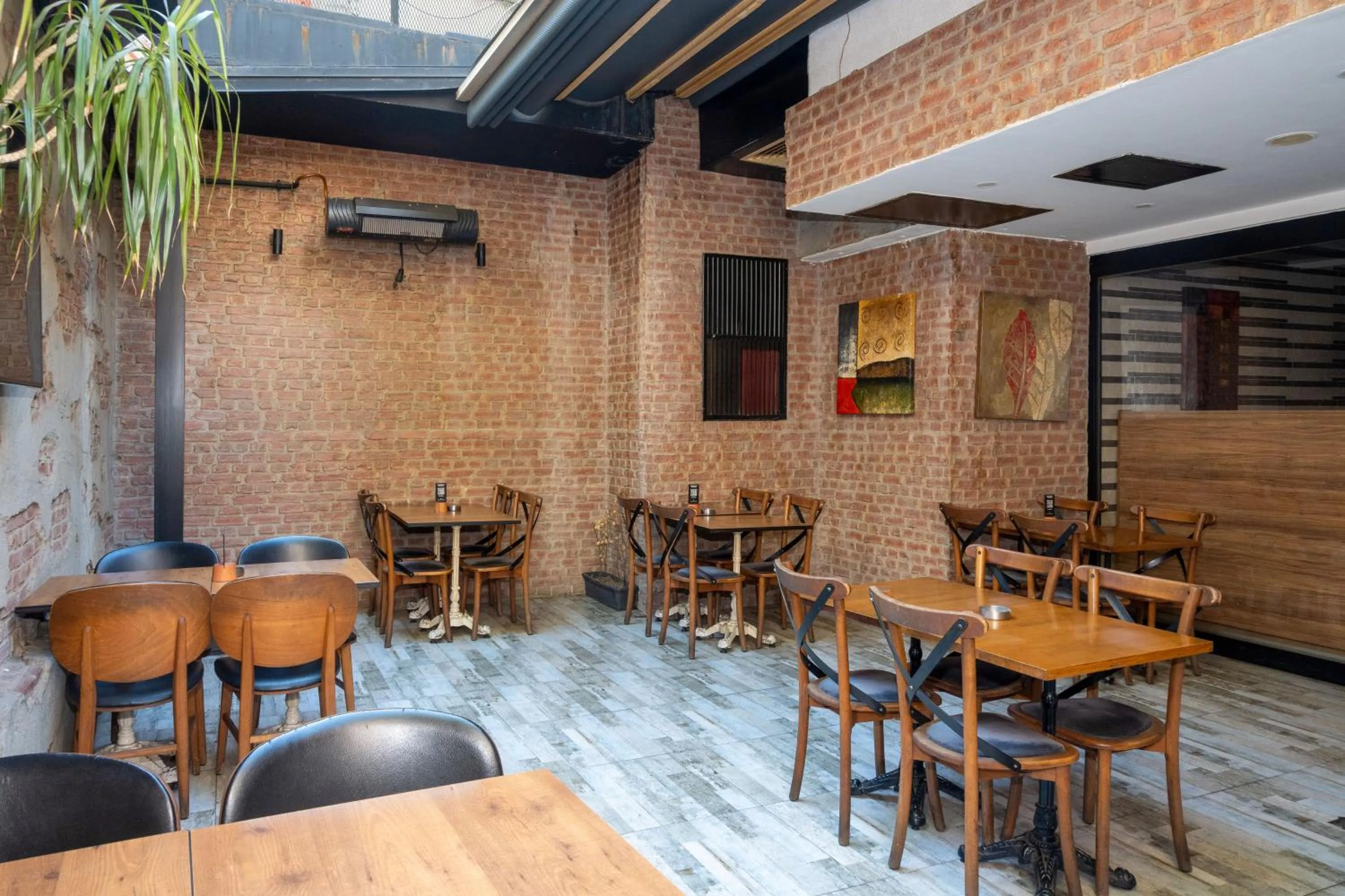 Restaurant/places to eat in Hotel Blisstanbul