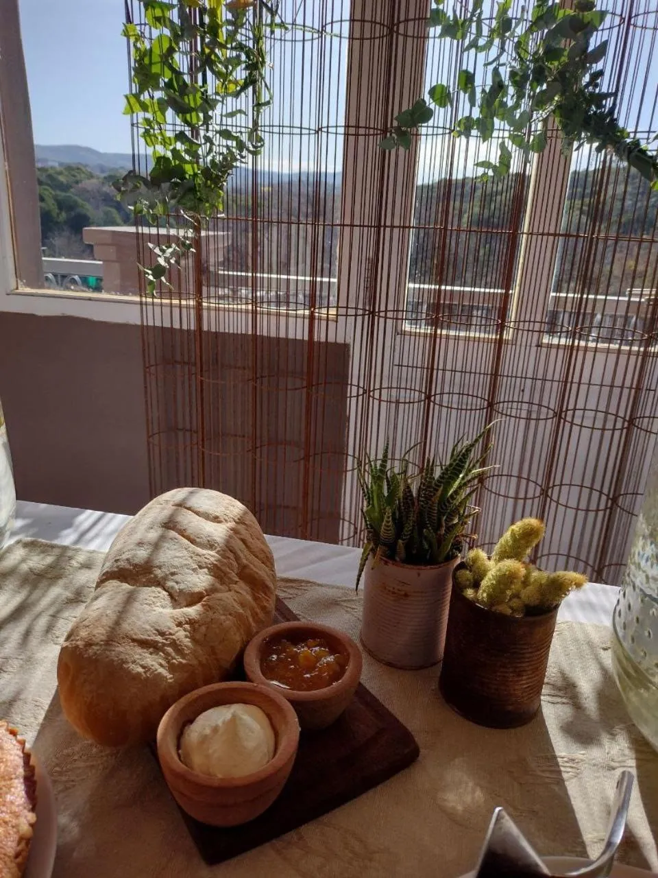 Food in Carod Espacio Serrano