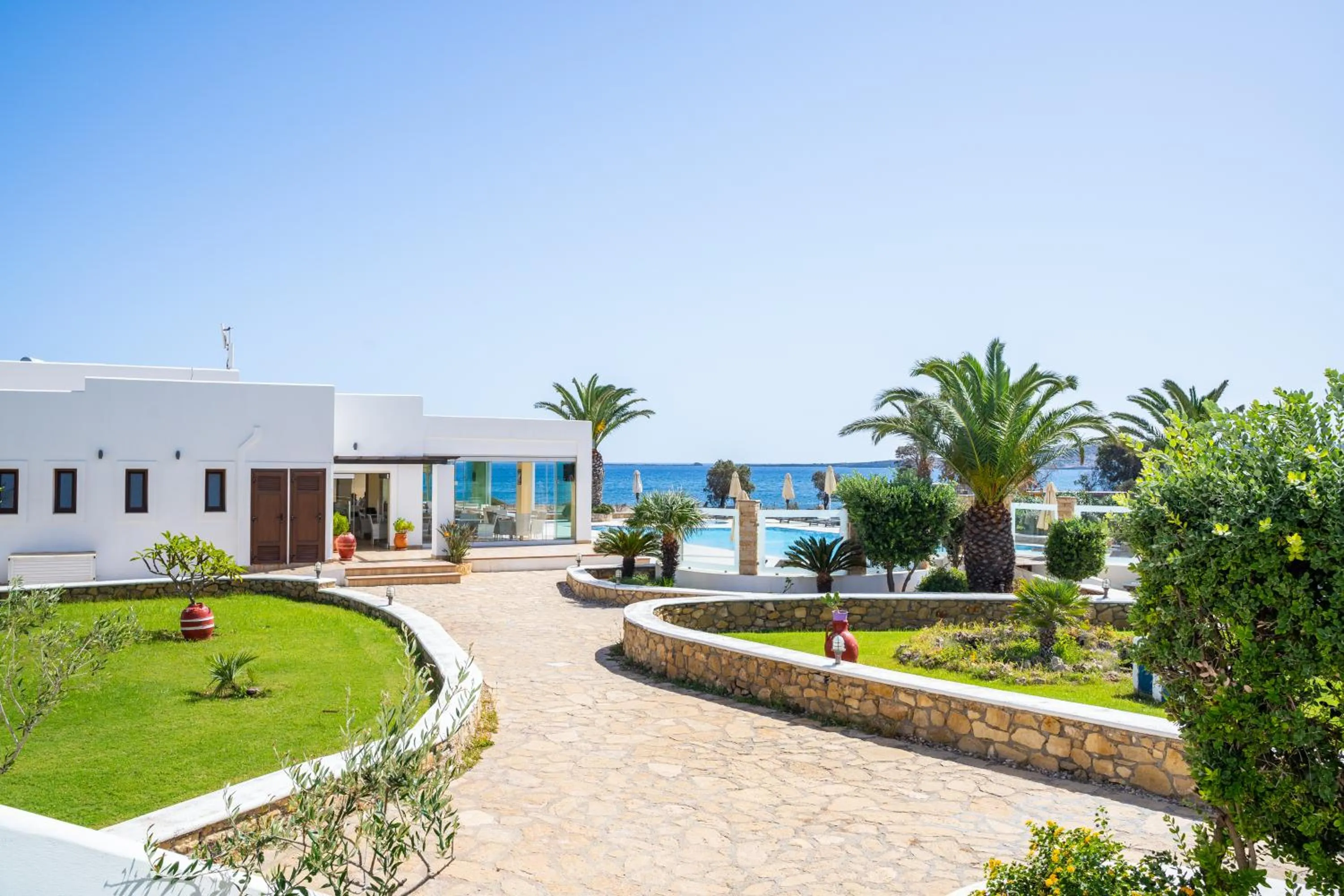 Garden in Irini Hotel