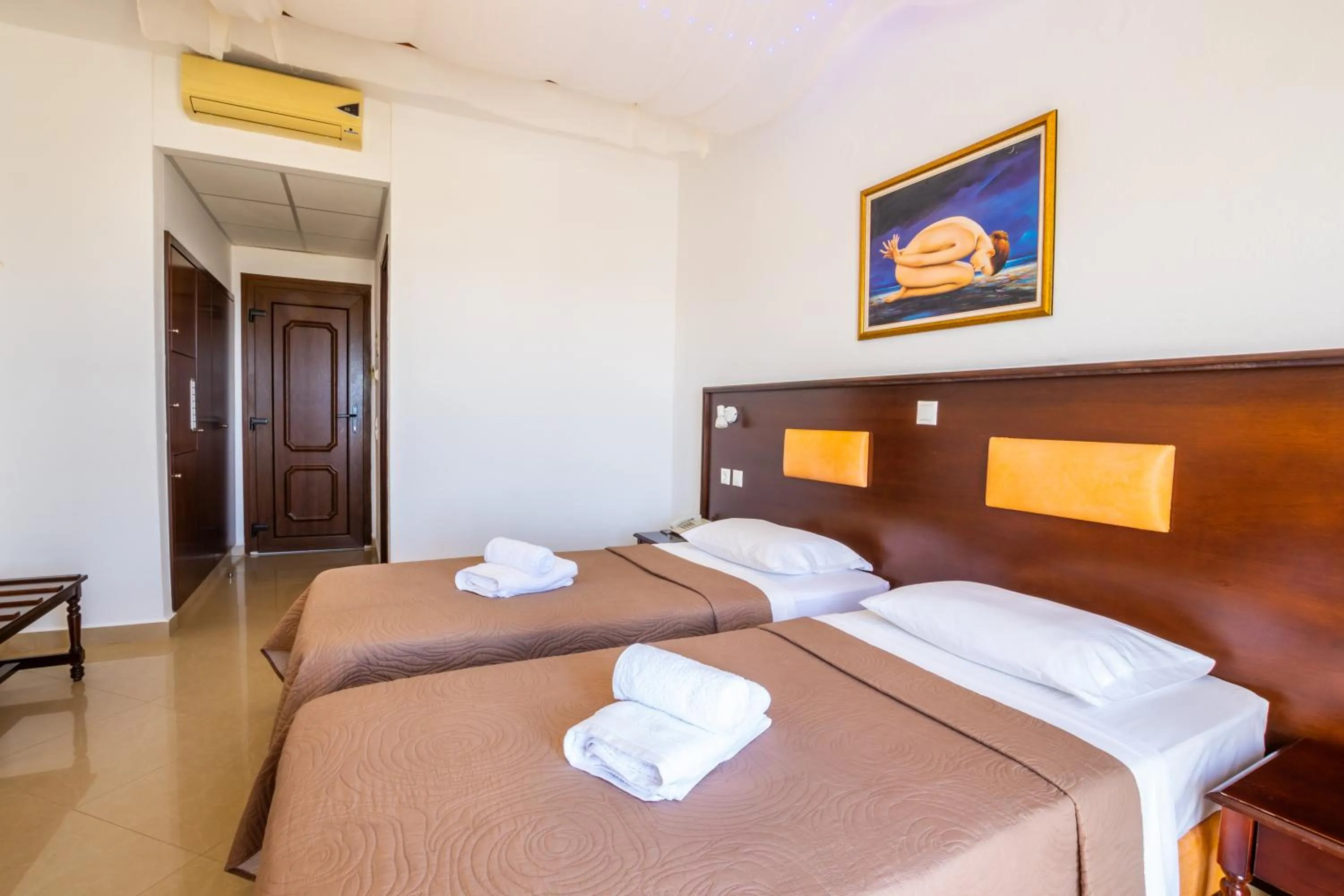 Bed in Irini Hotel