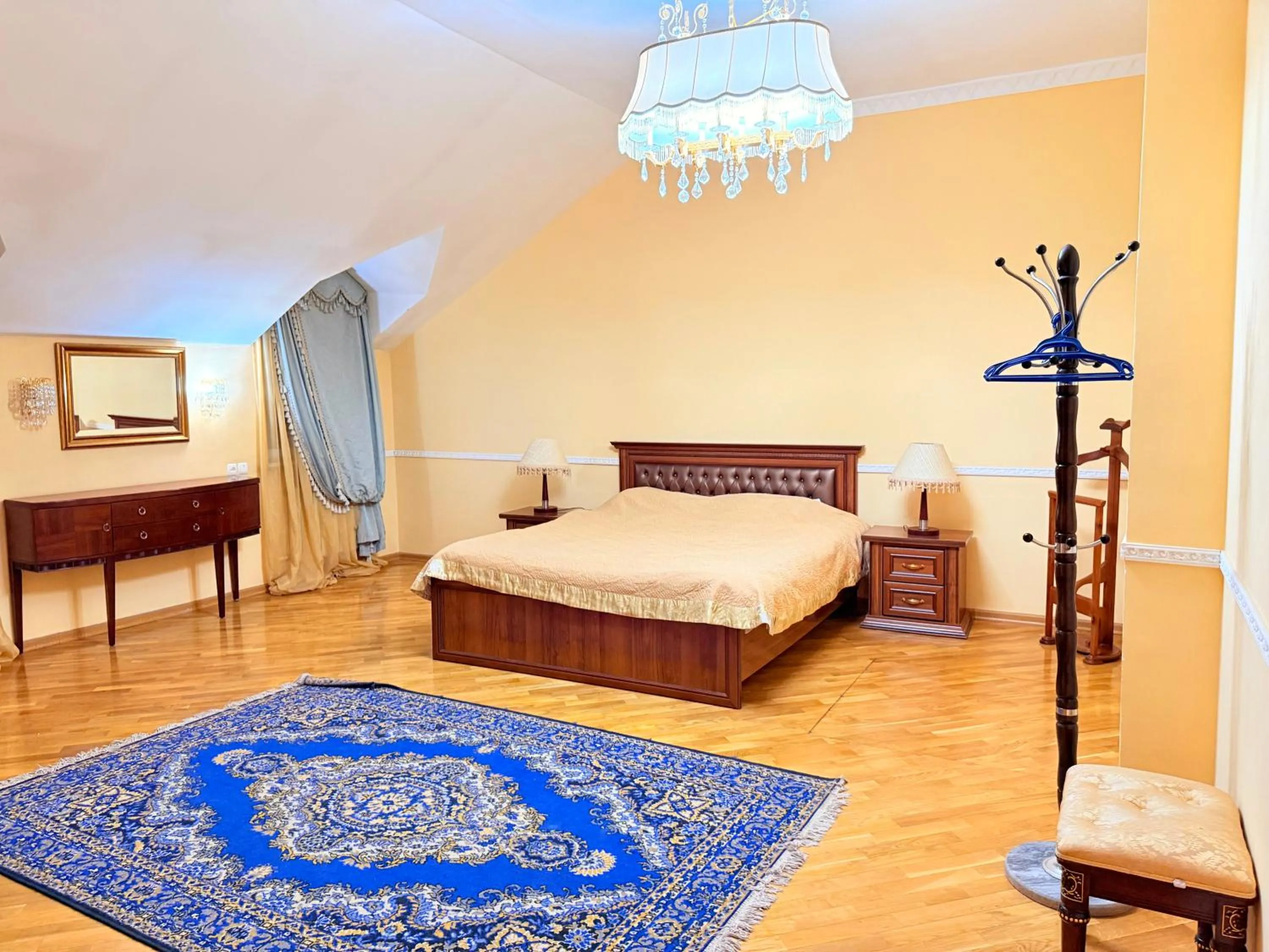 Bedroom, Bed in Retro Palace